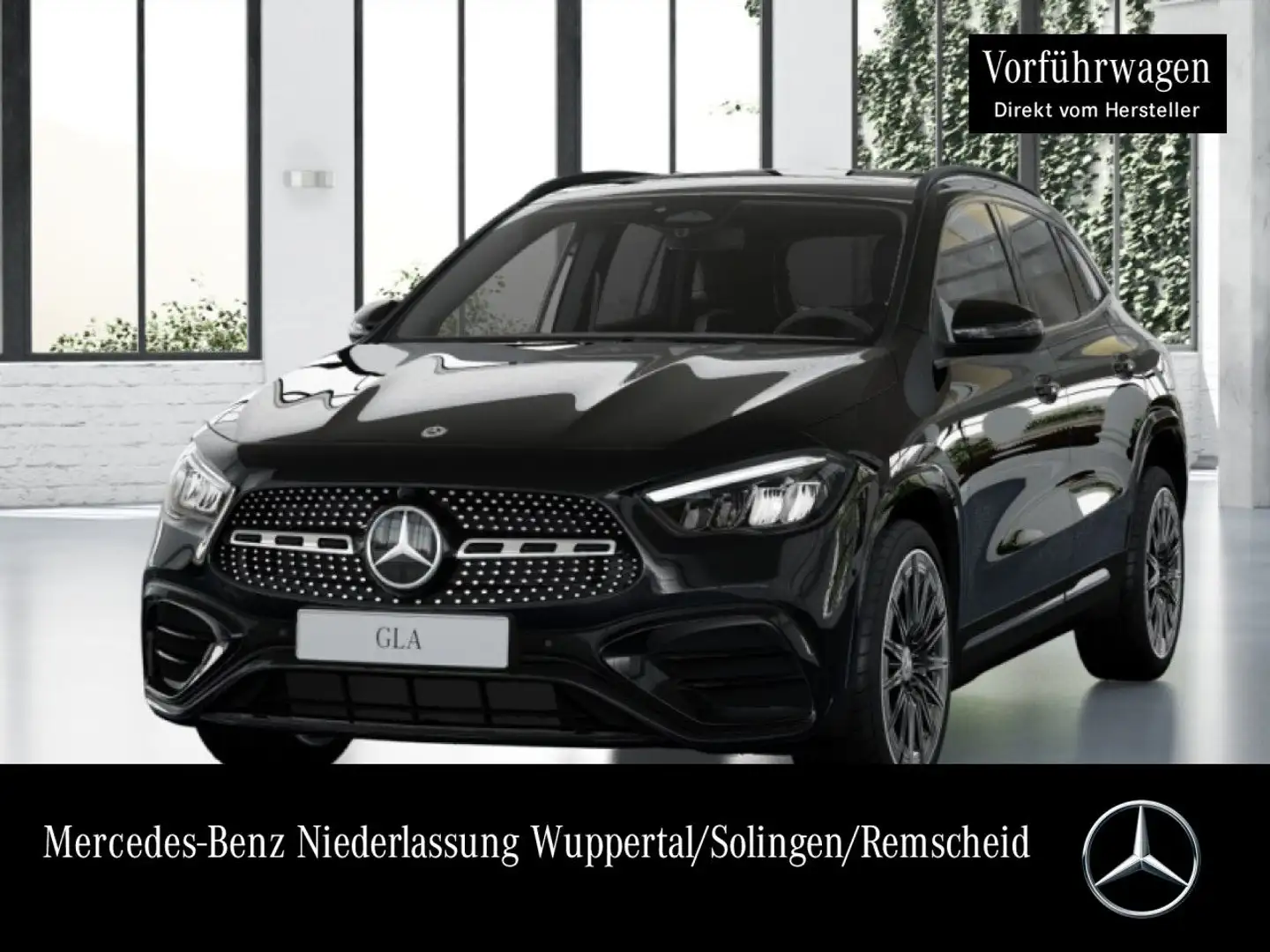 Mercedes-Benz GLA 180 AMG+NIGHT+PANO+AHK+LED+KAMERA+7G Schwarz - 1