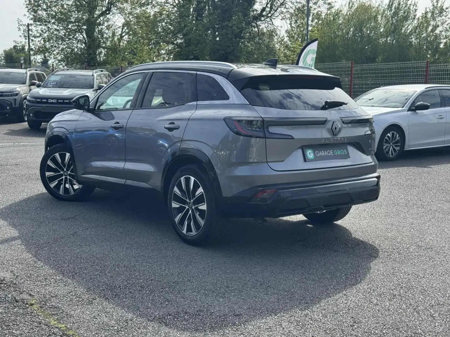 Renault Austral mild hybrid 160 auto Techno Gris - 2