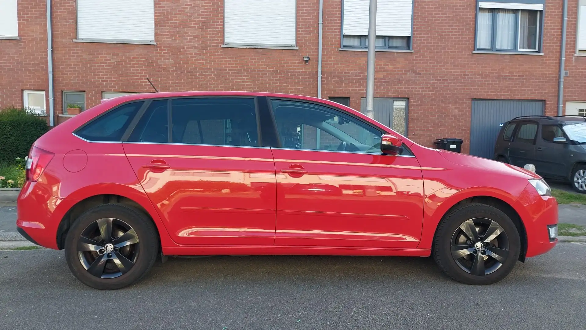 Skoda Rapid/Spaceback Rapid 1.2 TSI (Green tec) Ambition Rouge - 1