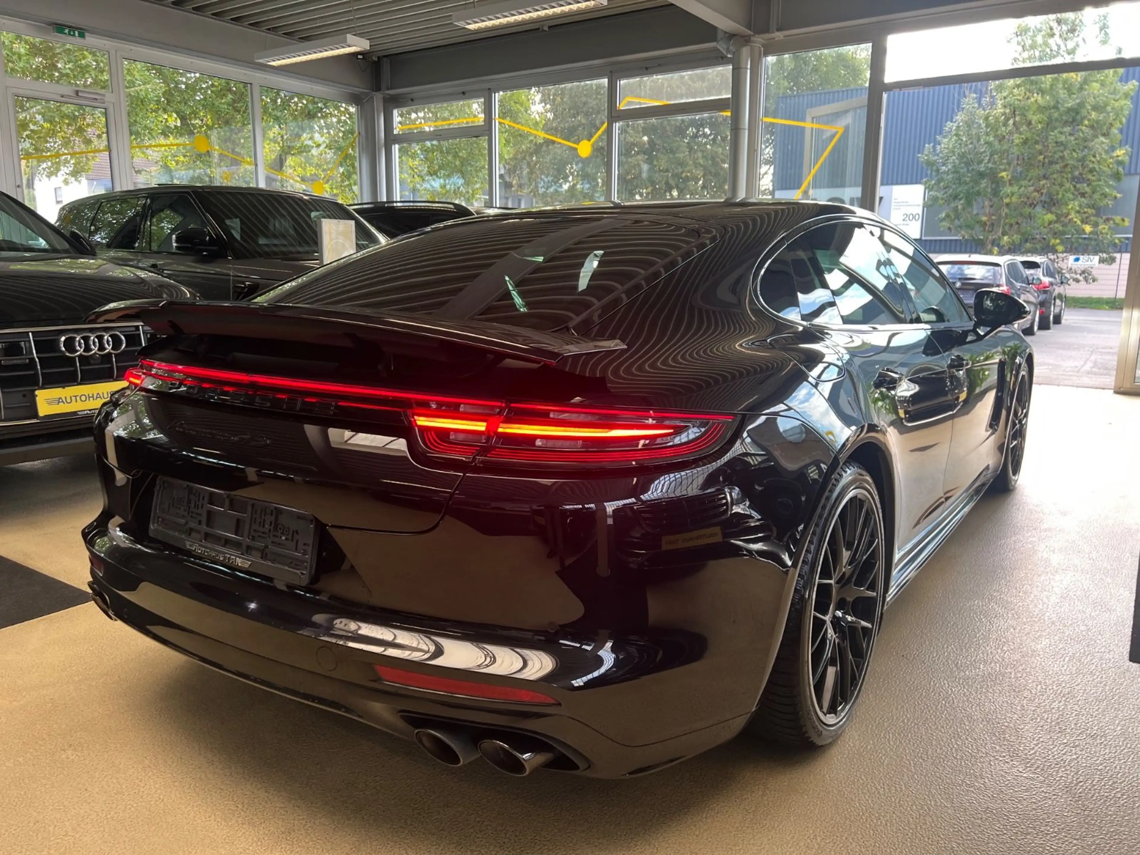 Porsche Panamera GTS — photo 5