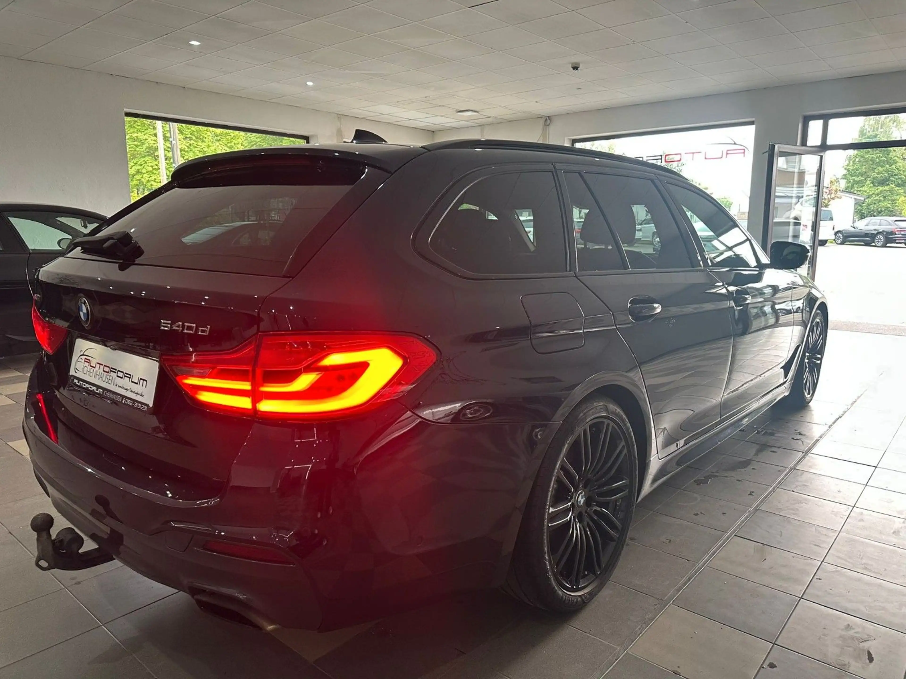 BMW 540 d xDrive M Sport — photo 6