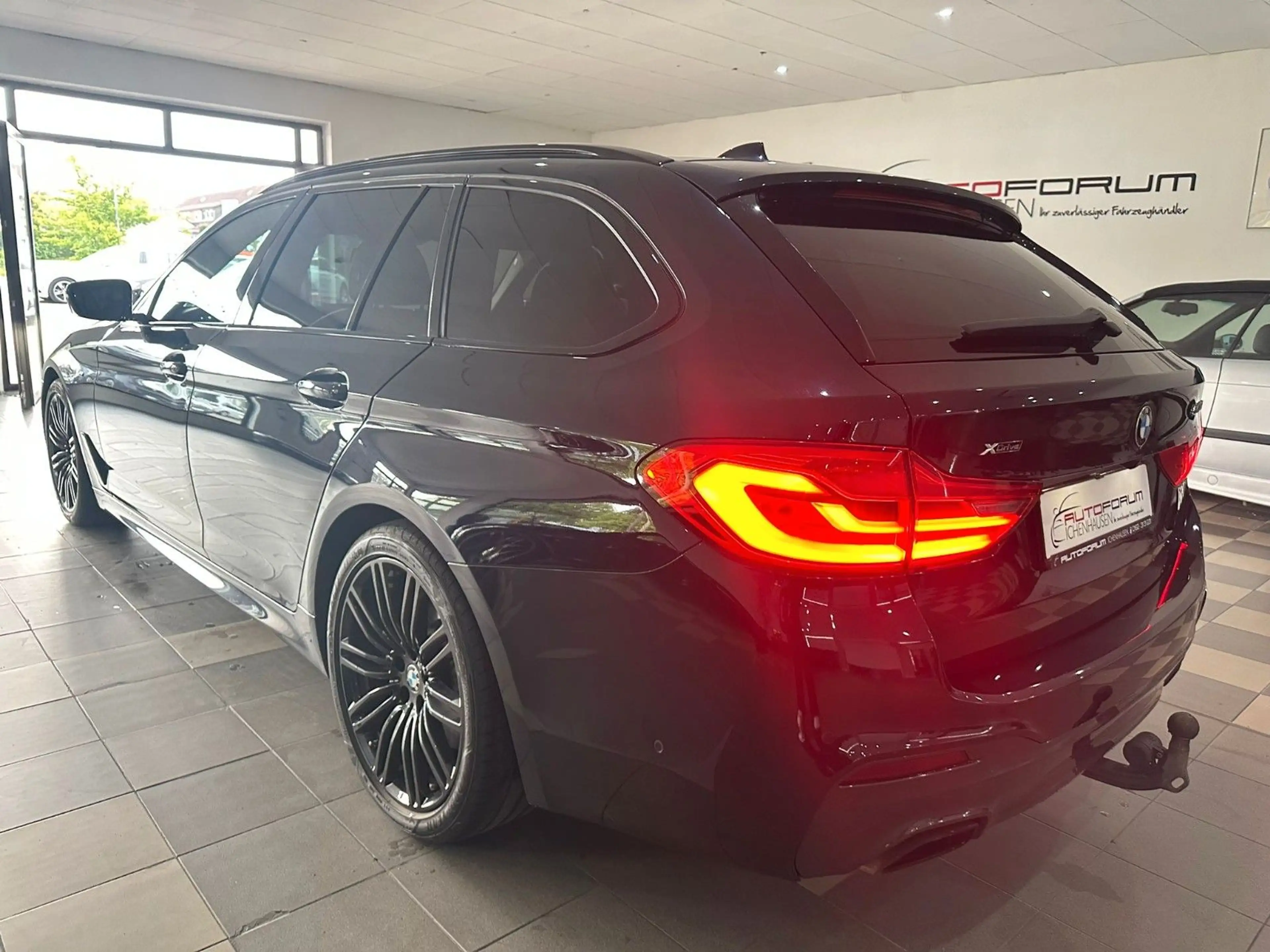 BMW 540 d xDrive M Sport — photo 4