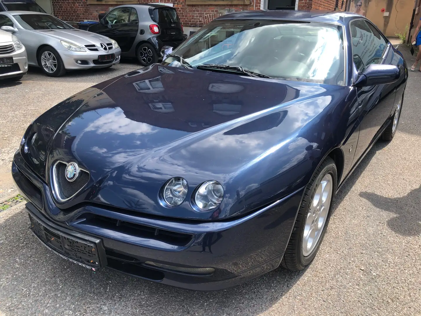 Alfa Romeo GTV 16V T.Spark   **TÜV Neu*KLIMA*Sommerfahrzeug** Blau - 1