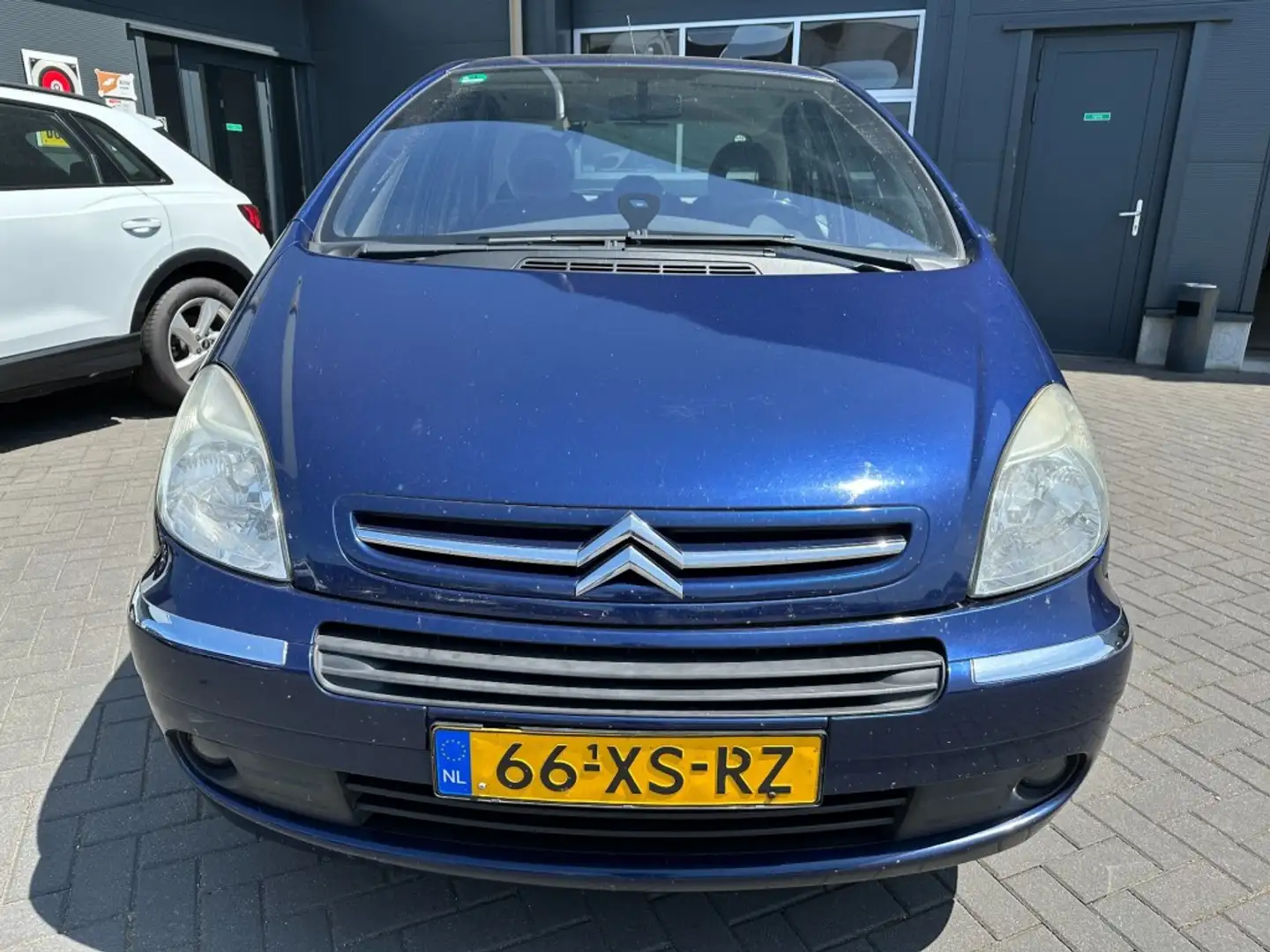 Citroen Xsara Picasso 1.6 met goed werkende airco, trekhaak, PDC Синій - 2