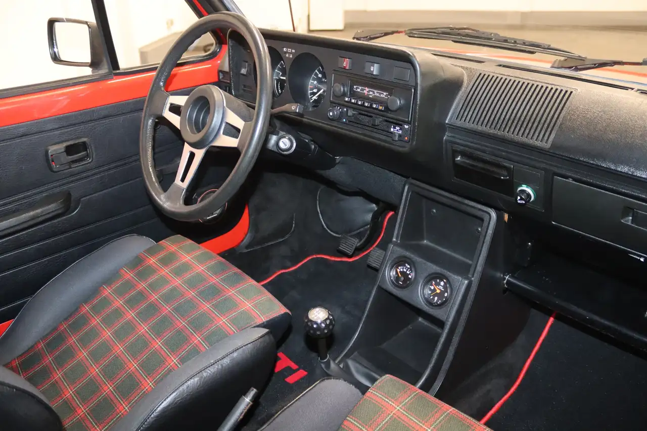 Volkswagen Golf 1 GTI Gepflegter Zustand Original, foto 12