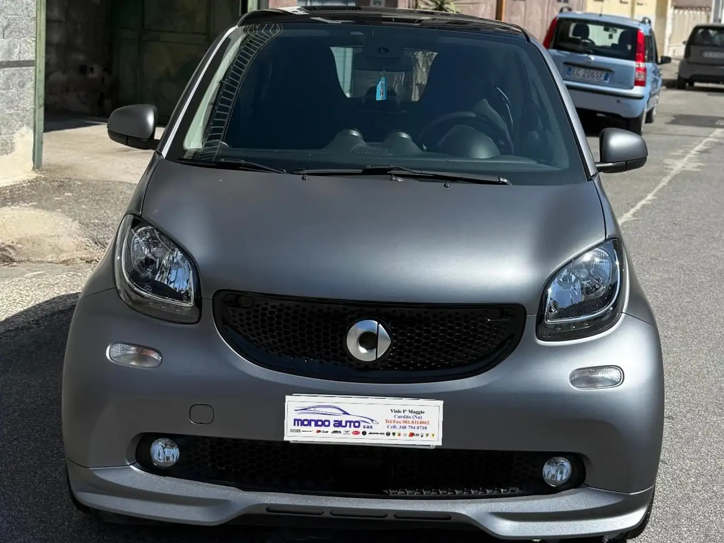 smart forTwo 1.0 70 cv Twinamic  SUPER PASSION UFFICIALE Gris - 2