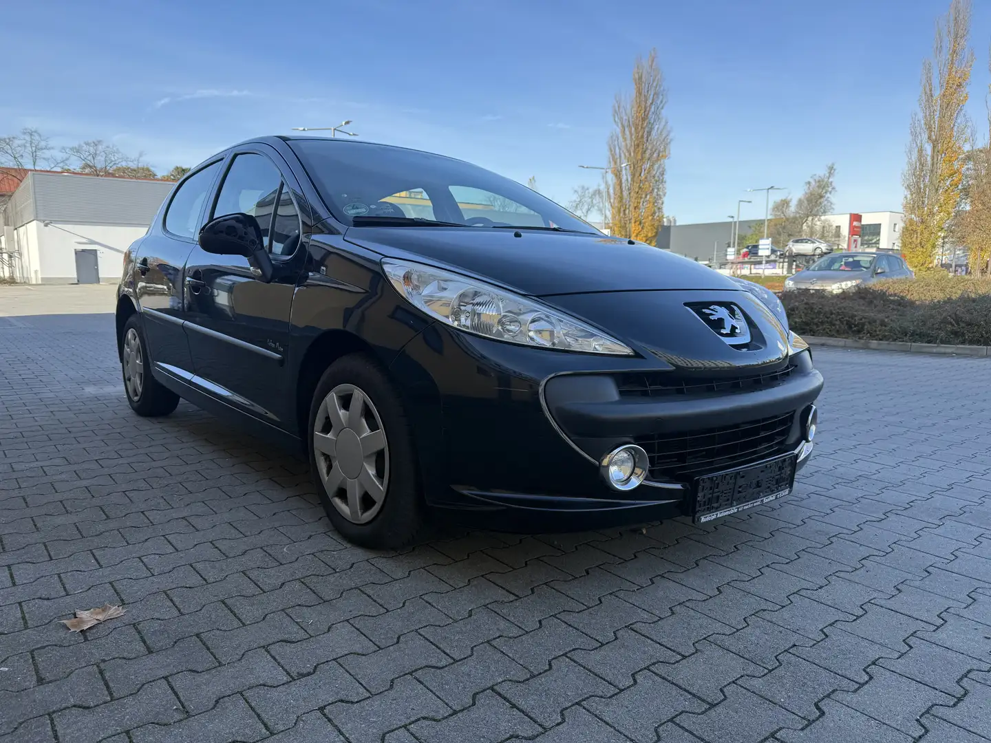 Peugeot 207 Front Schwarz - 1