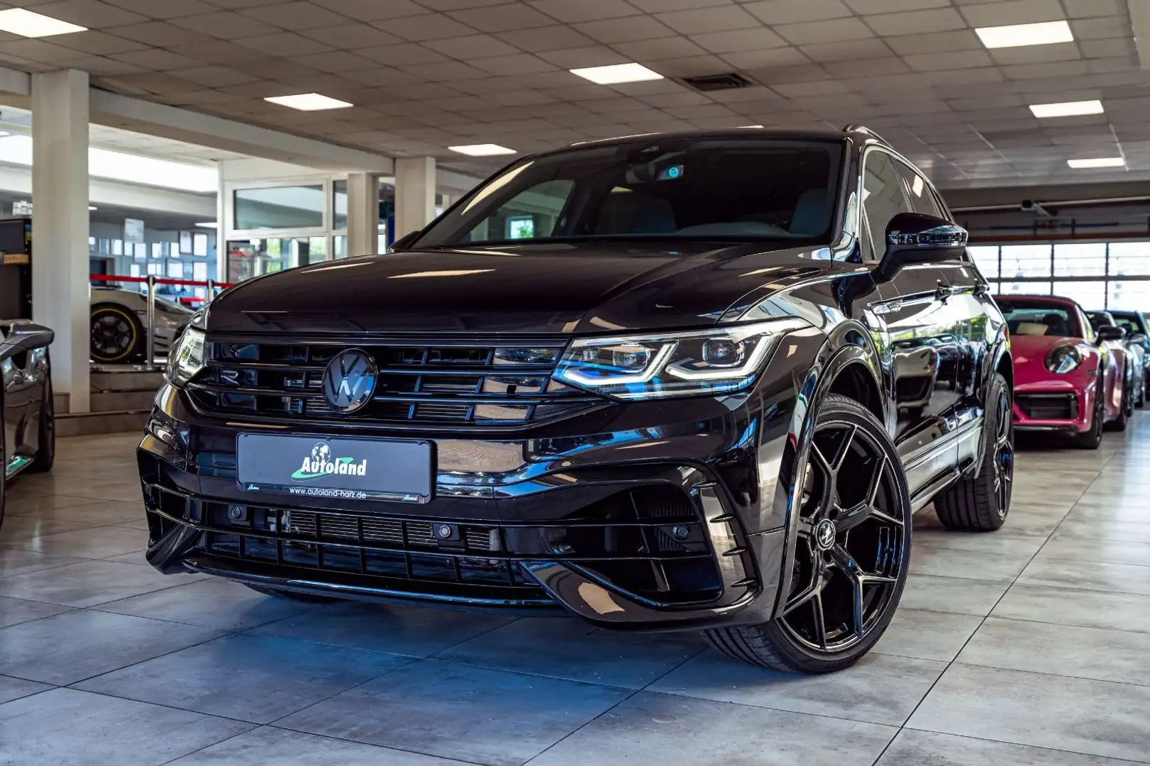 Volkswagen Tiguan 2.0 TSI 4Motion DSG R*MATRIX*PERFORMANCE Noir - 1
