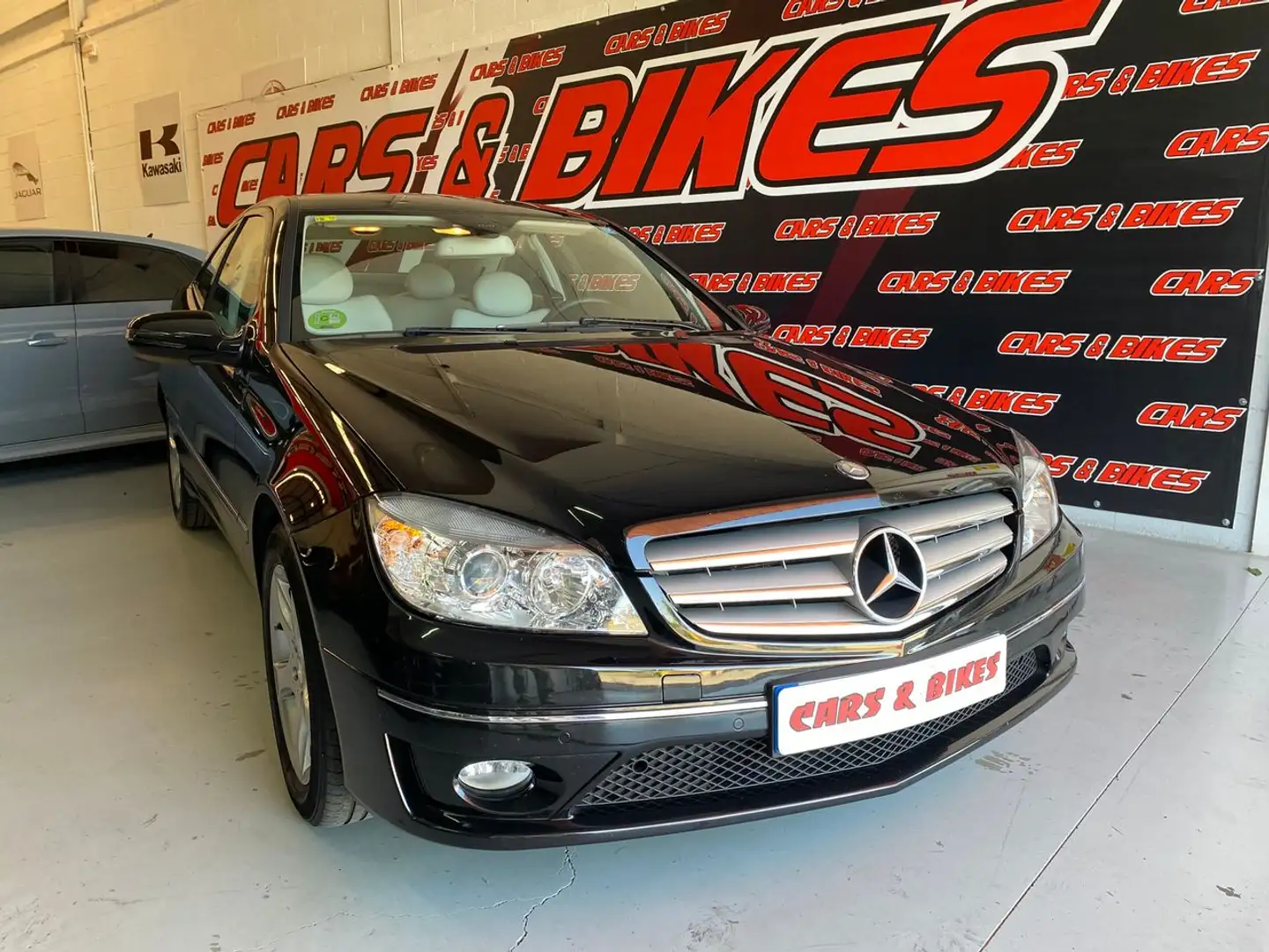 Mercedes-Benz CLC 180 K Noir - 1