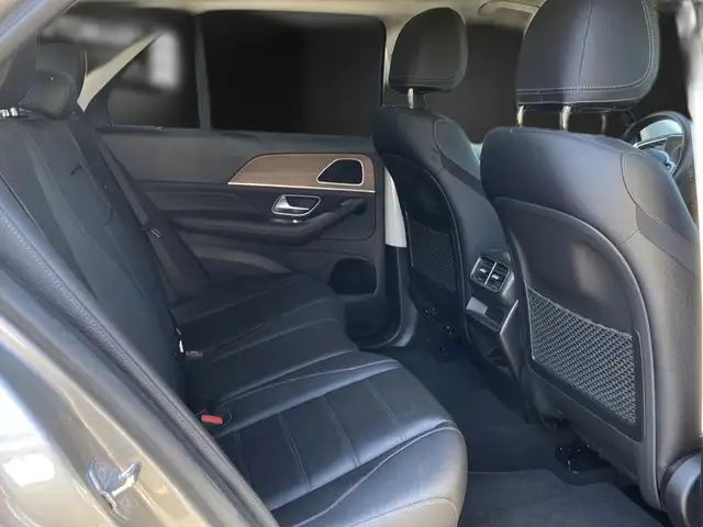 Mercedes-Benz Gle view 14