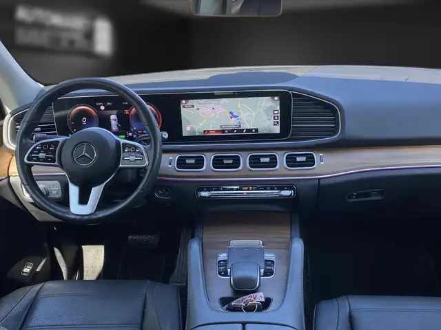 Mercedes-Benz Gle view 10