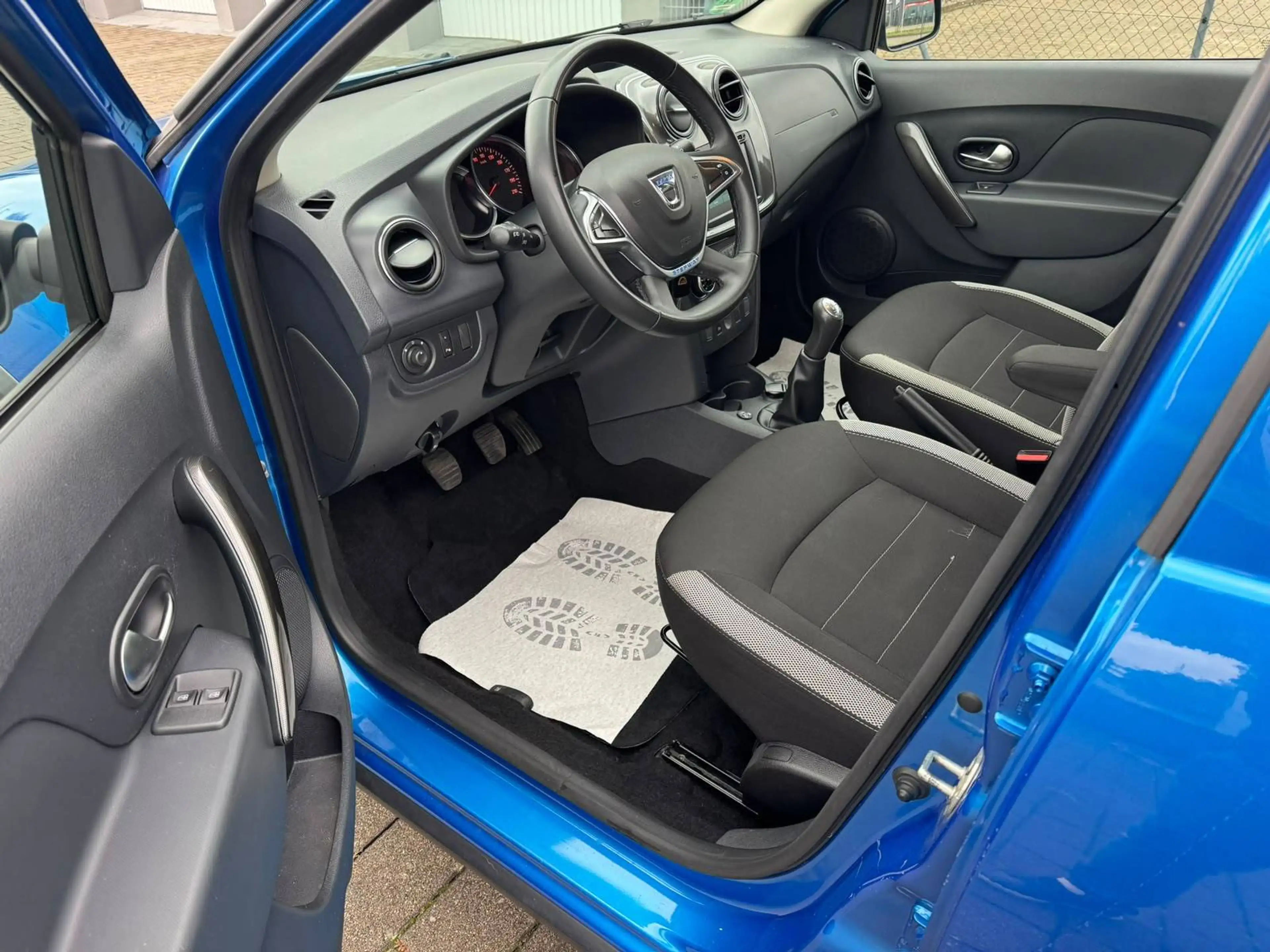 Dacia Sandero Stepway Prestige*Kamera*Tüv*Insp.neu — photo 9