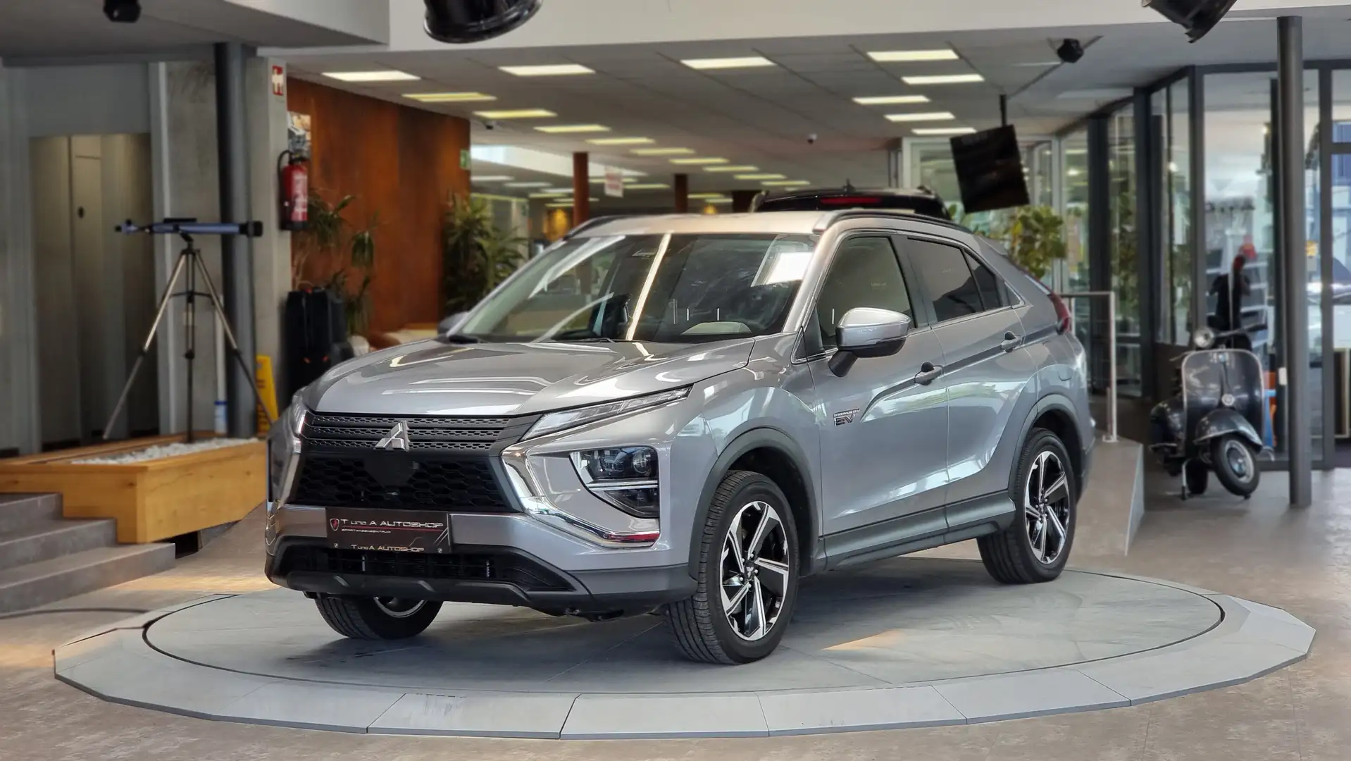 Mitsubishi Eclipse Cross 1-Hand Aut. *Kamera*18Zoll*Dachreling*LED* Grau - 1