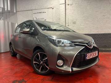 Yaris 1.33i VVT-i Lounge * CAMERA * A/C * BLUETOOTH * 275 X 60 M *