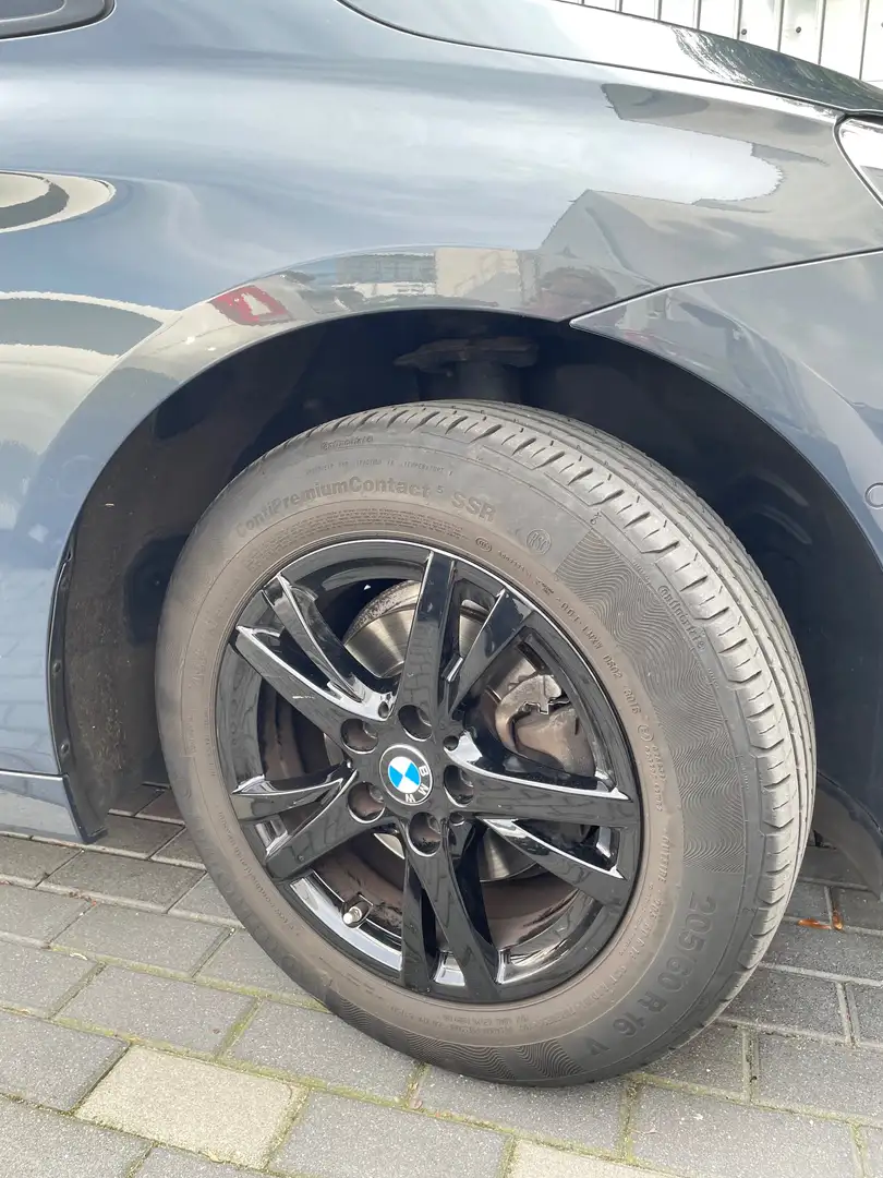 BMW 216 2er Active Tourer 216i Active Tourer Advantage Grau - 2
