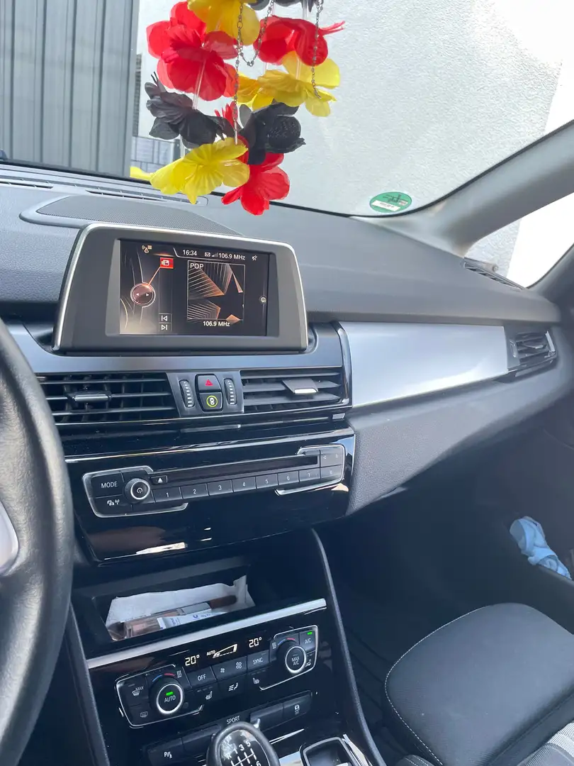 BMW 216 2er Active Tourer 216i Active Tourer Advantage Grau - 1