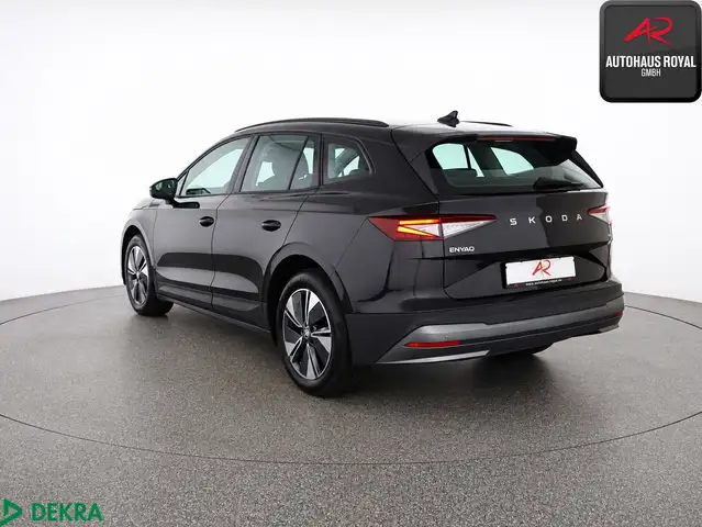 Skoda Enyaq view 3