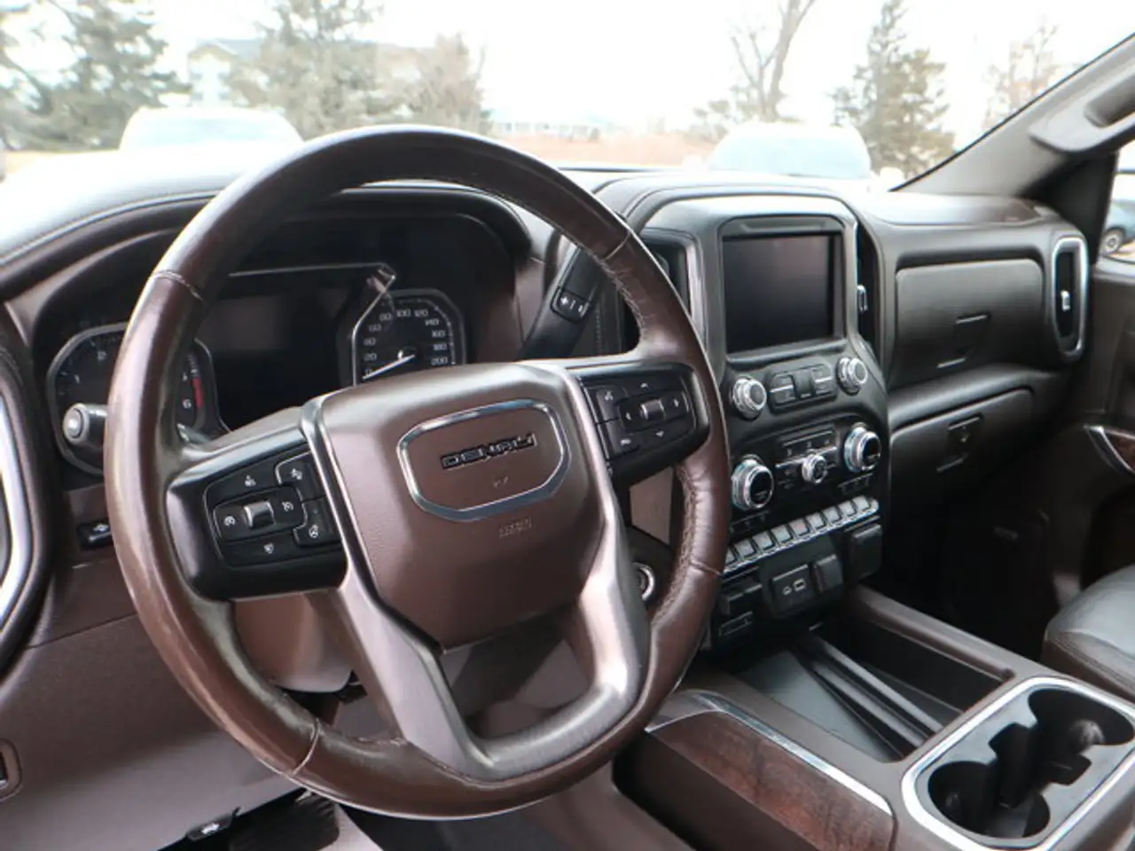 GMC Sierra 1500 снимка GMC Sierra 1500