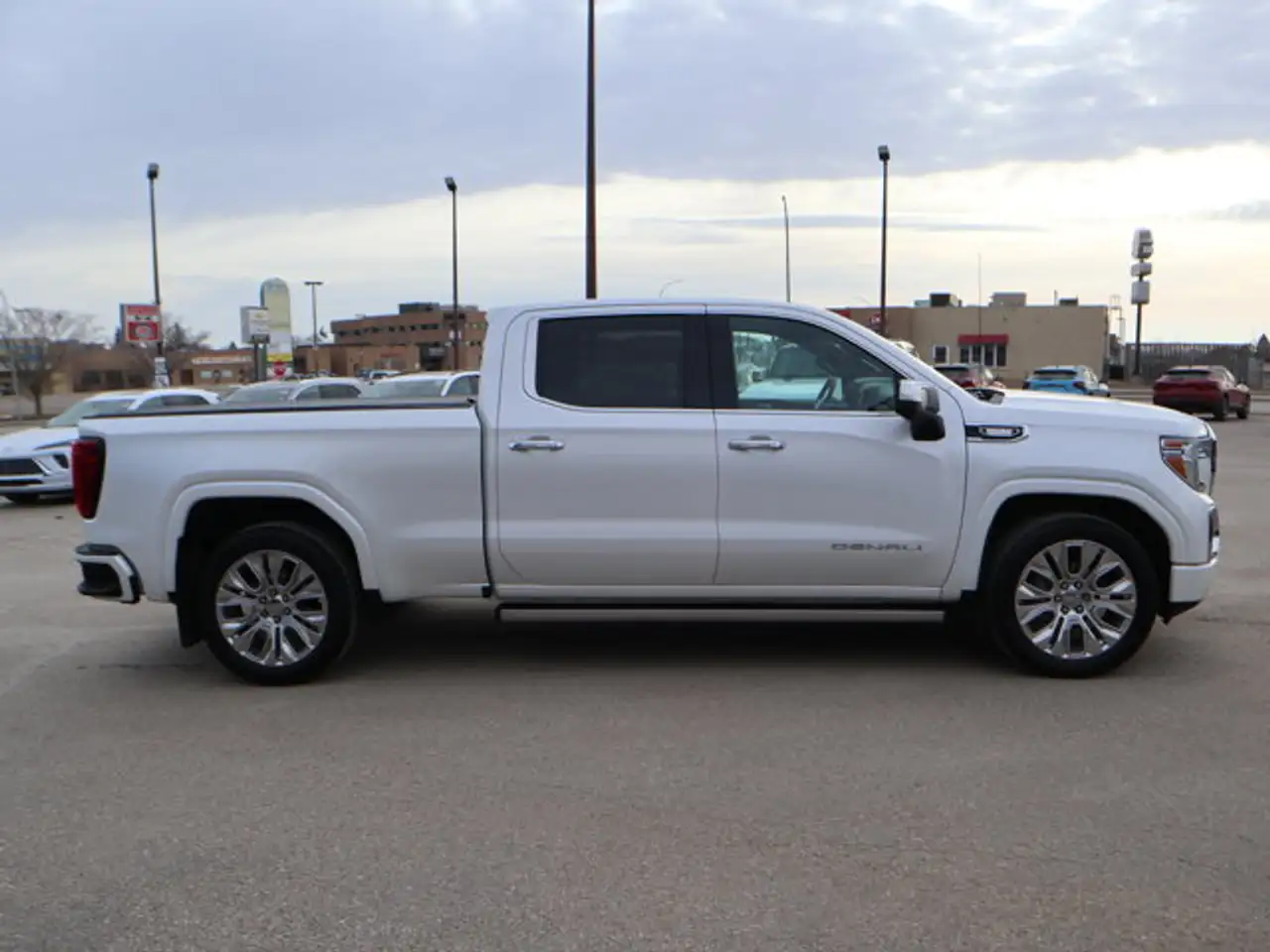 GMC Sierra 1500 снимка GMC Sierra 1500