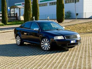 4.2 V8 quattro tiptronic PREZZO FISSO
