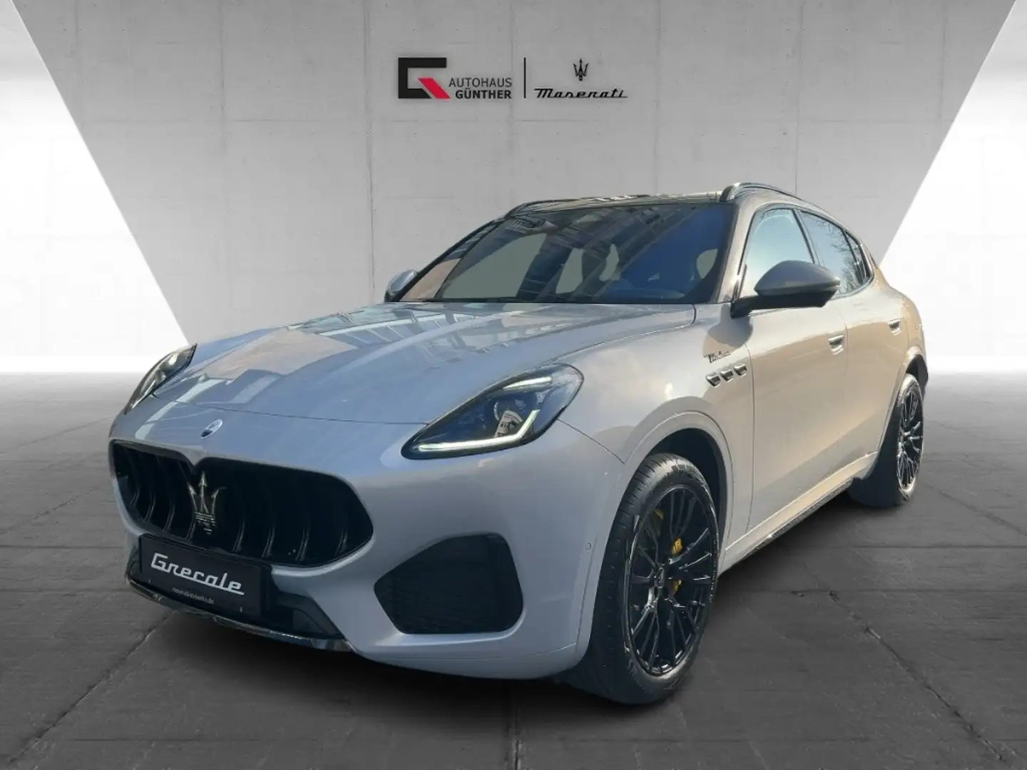 Maserati Grecale MODENA '24 Bianco&Ghiaccio/5 J.-Garantie  sofort v Weiß - 1