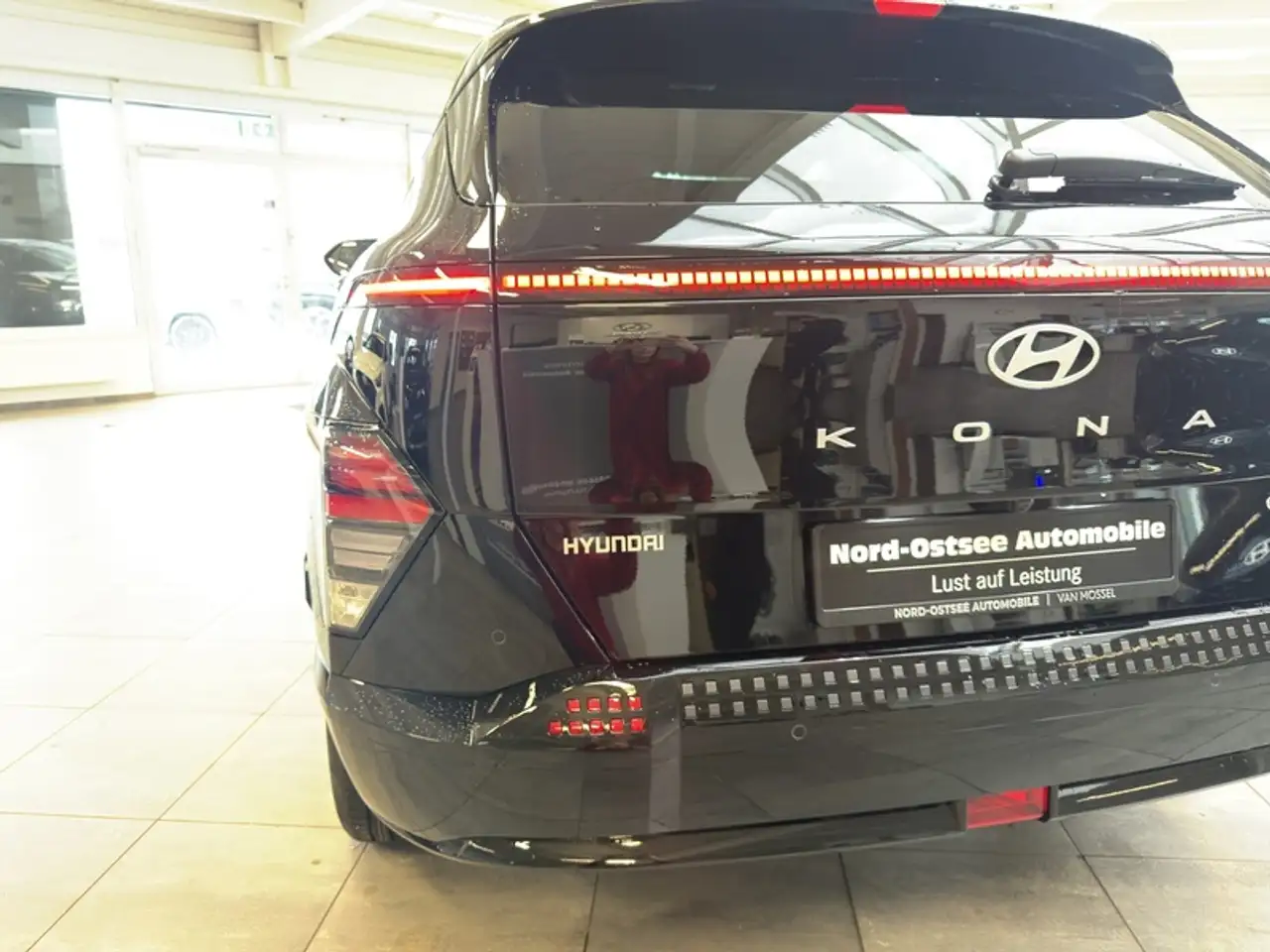 Hyundai KONA SX2 EV Trend elektrische Heckklappe 12