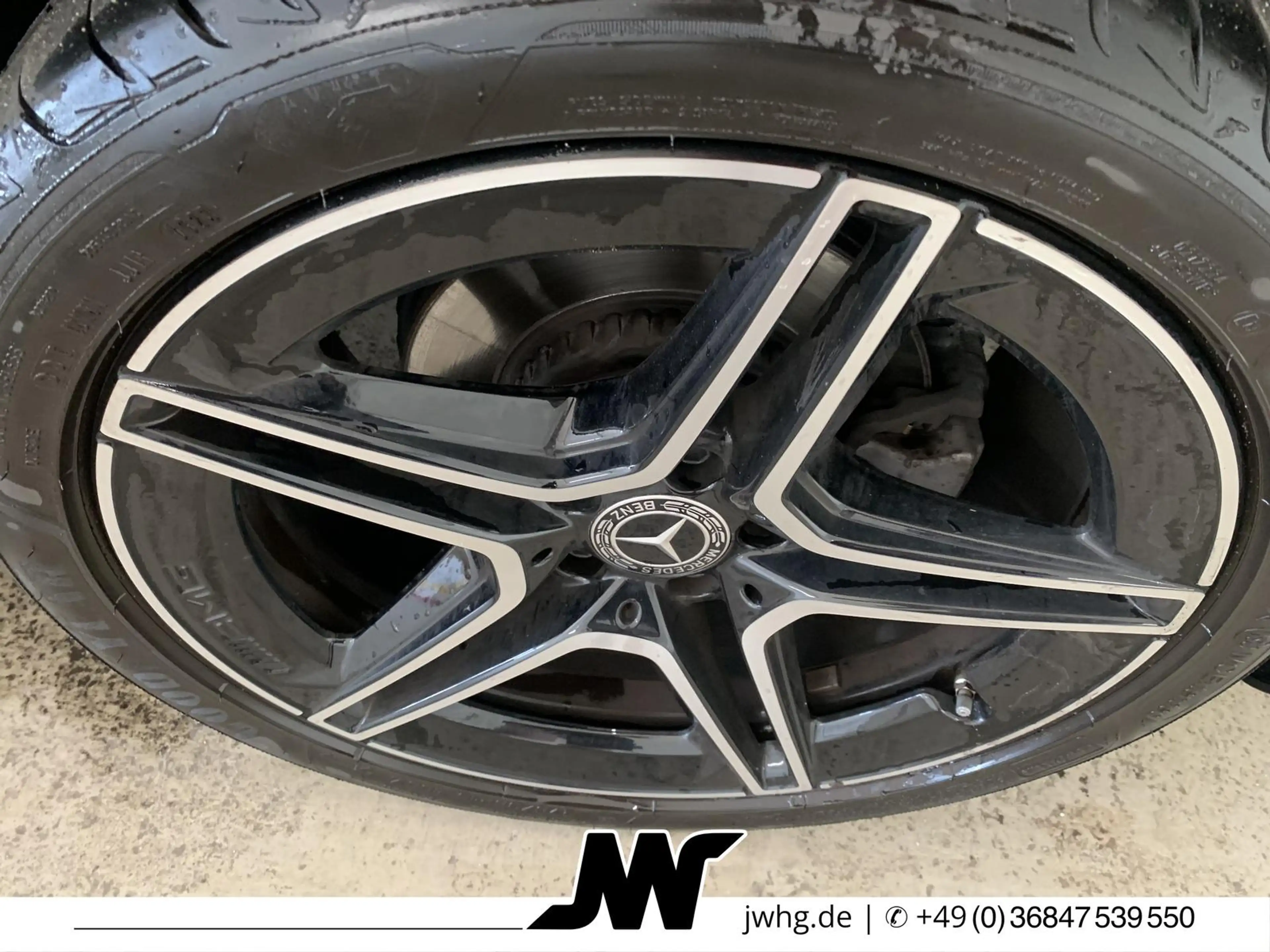 Mercedes-Benz CLS 300 MOPF AMG DISTRONIC/KAM/WIDESCR/KEYLESS — photo 7
