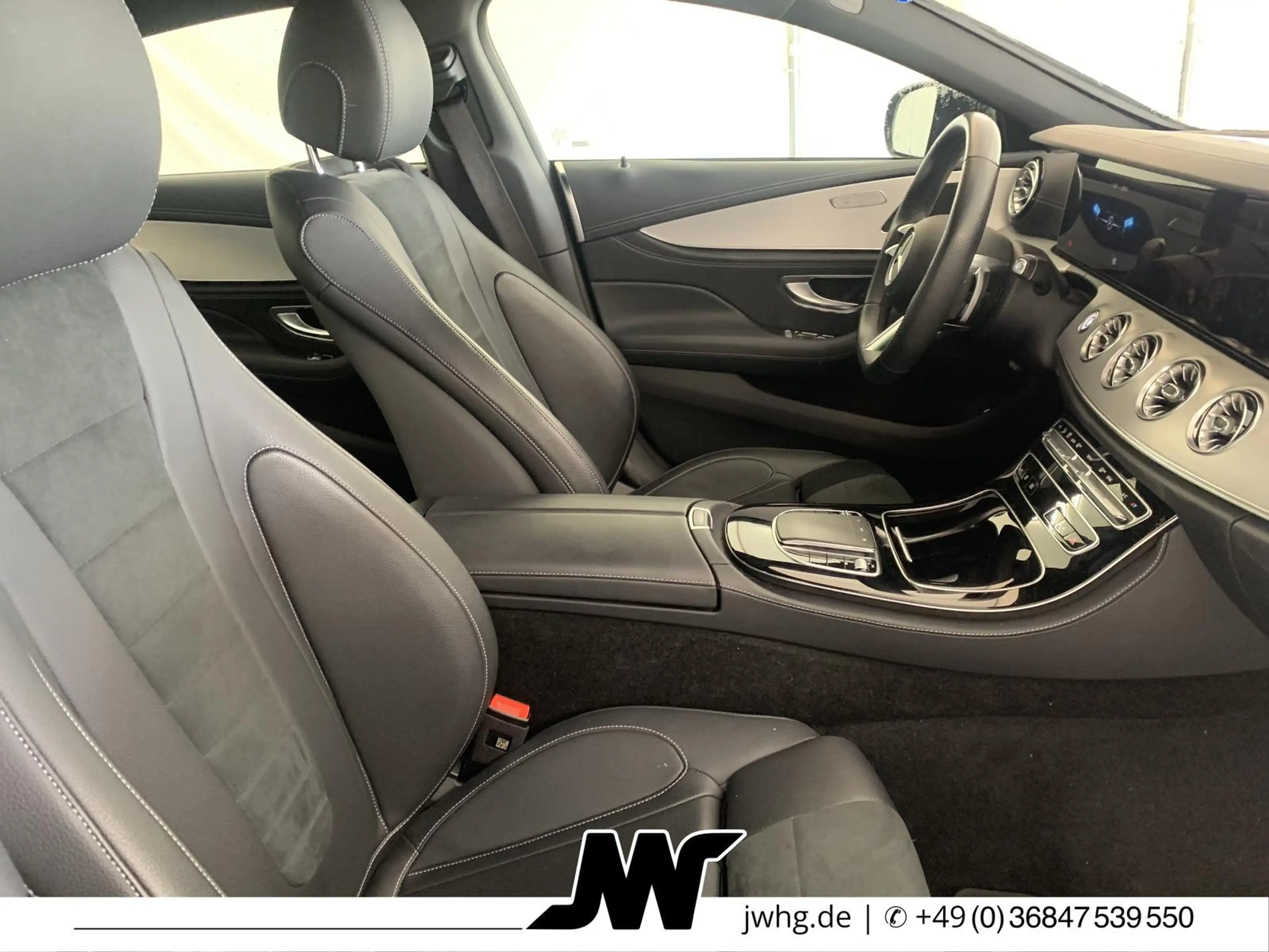 Mercedes-Benz CLS 300 MOPF AMG DISTRONIC/KAM/WIDESCR/KEYLESS — photo 3