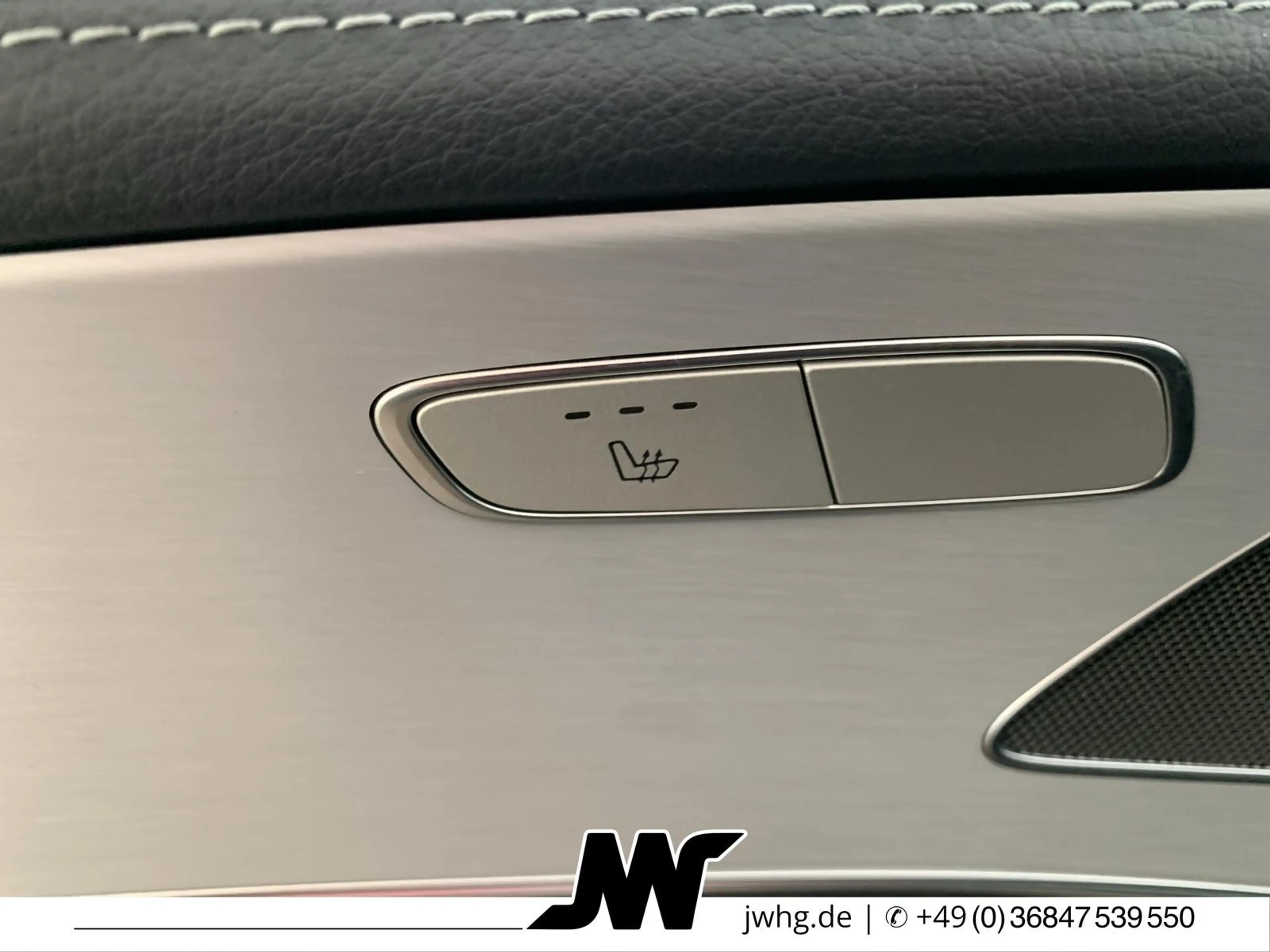 Mercedes-Benz CLS 300 MOPF AMG DISTRONIC/KAM/WIDESCR/KEYLESS — photo 10