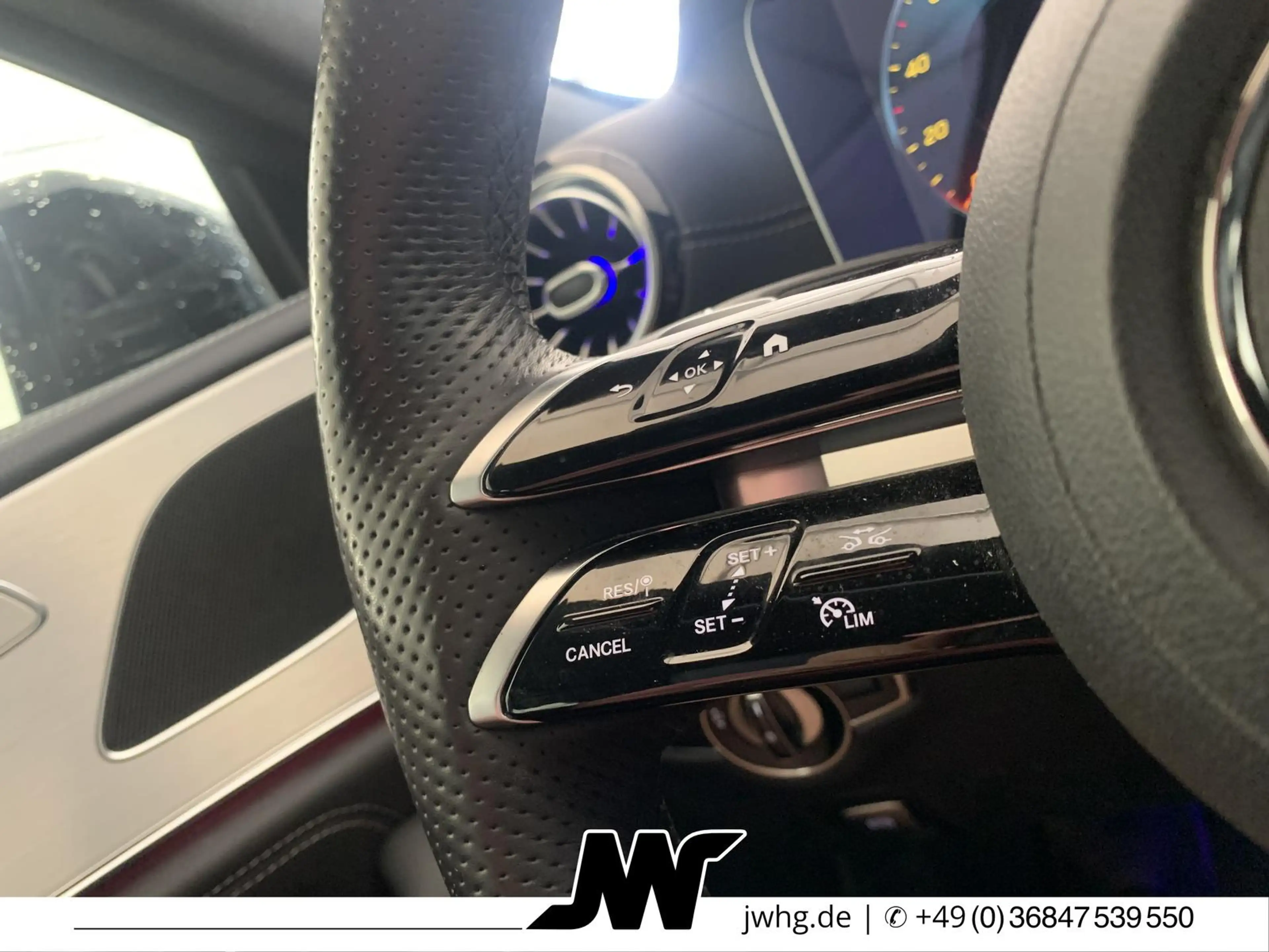 Mercedes-Benz CLS 300 MOPF AMG DISTRONIC/KAM/WIDESCR/KEYLESS — photo 13