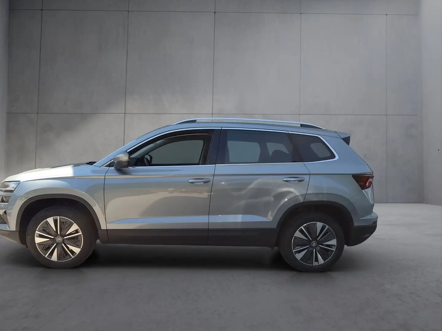 Skoda Karoq Selection TSI ACT Silber - 2