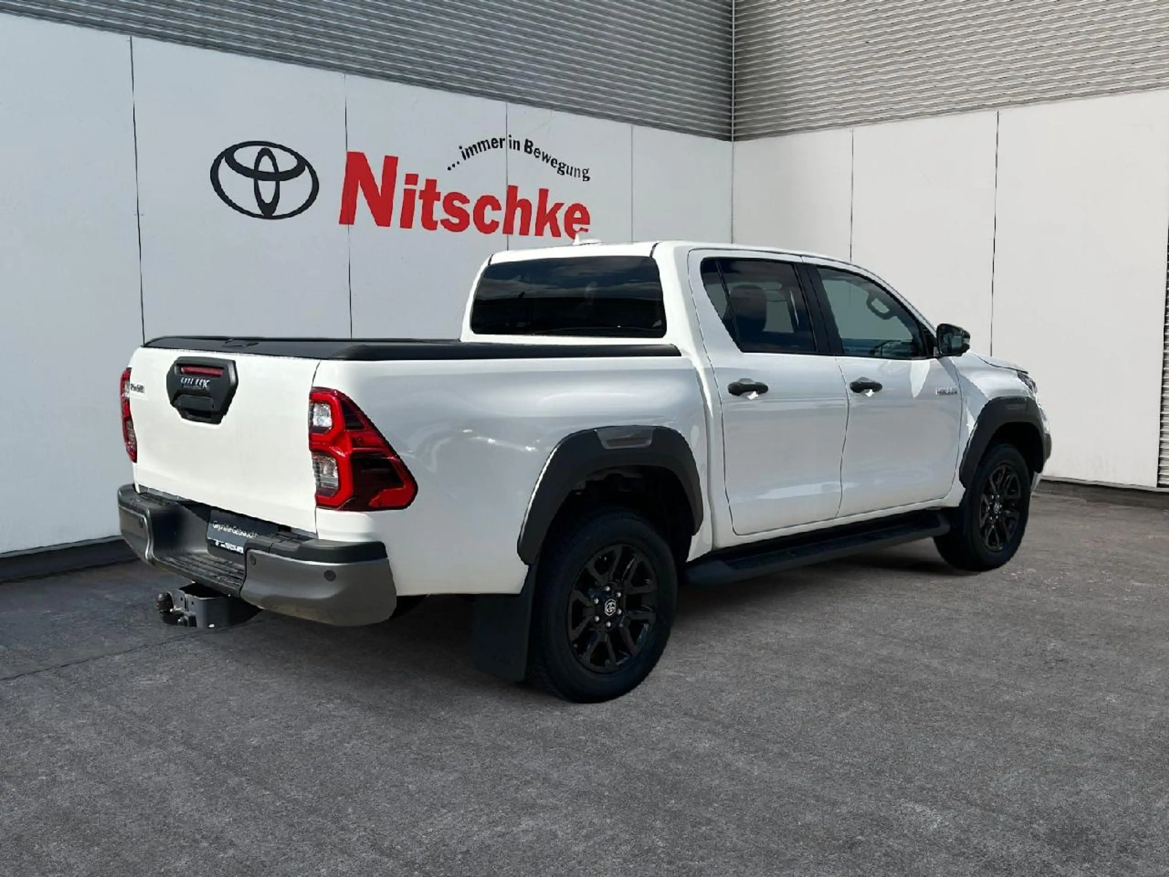 Toyota Hilux 2.8 Double Cab Invincible 4x4, Rollo AHK — photo 5
