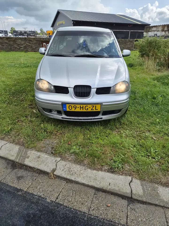 SEAT Arosa 1.4i-16V Sport, foto 2