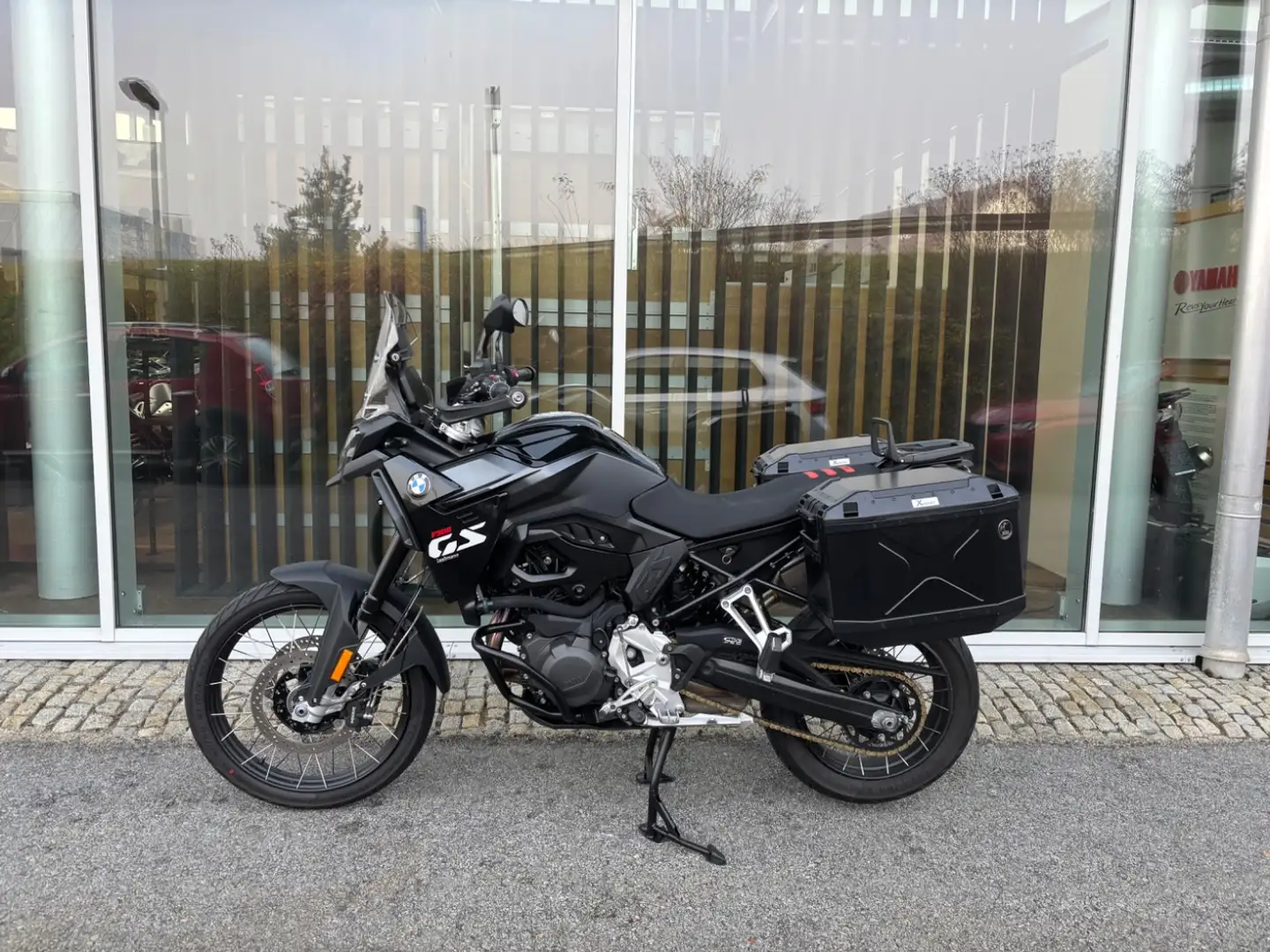 BMW F 900 GS mit Kofferset Fekete - 2