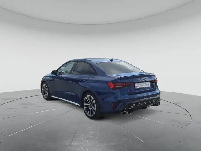 Audi S3 view 3