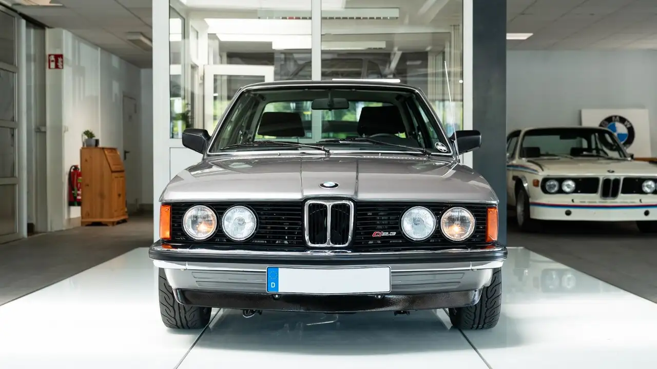 BMW 323 i E21 im Traumzustand mit ALPINA Parts, foto 4