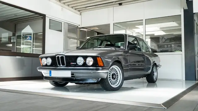 BMW 323 i E21 im Traumzustand mit ALPINA Parts