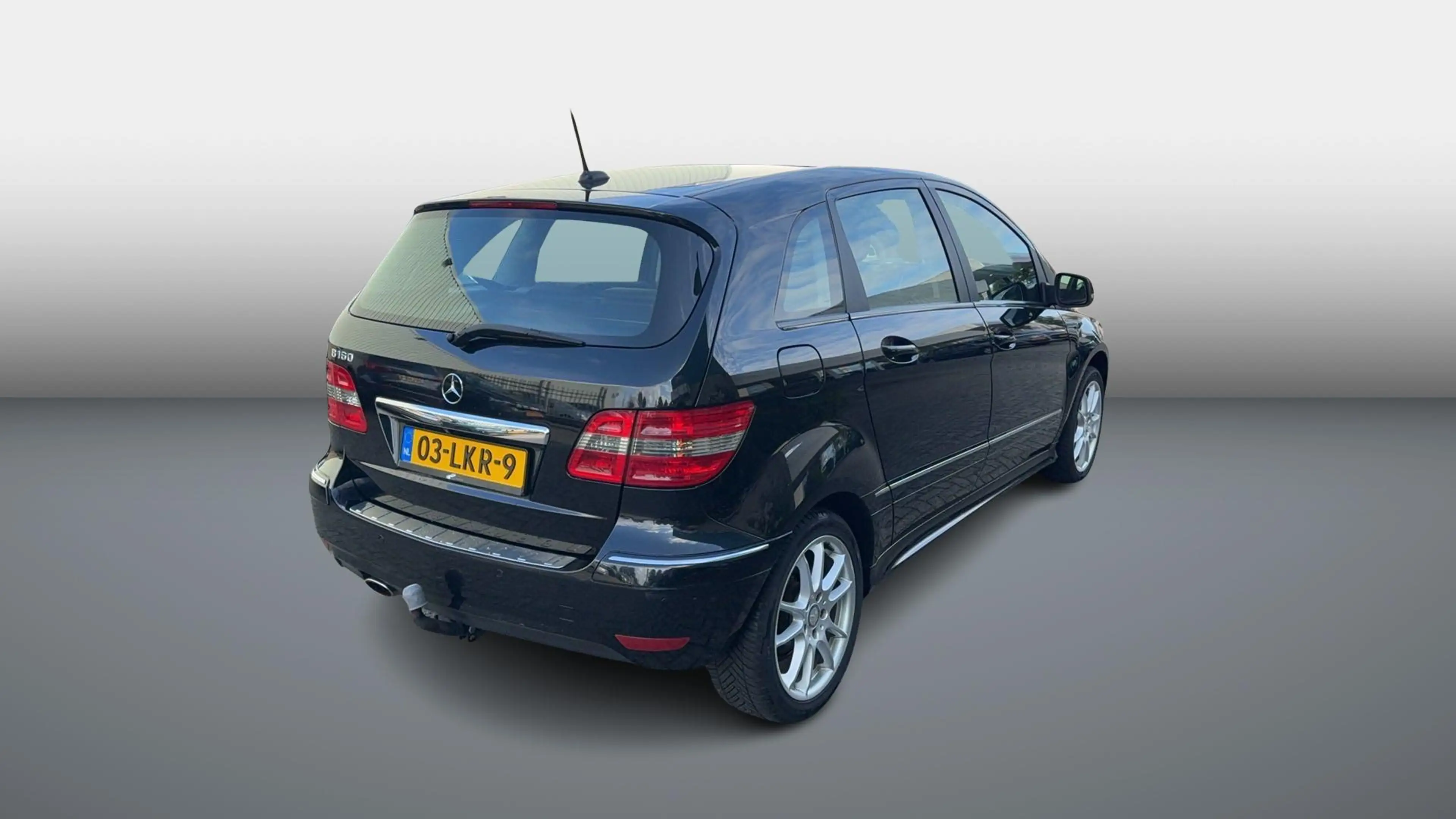 Mercedes-Benz B 160 BlueEFFICIENCY Sportpakket|Schuifdak|Trekhaak|Carp — photo 4