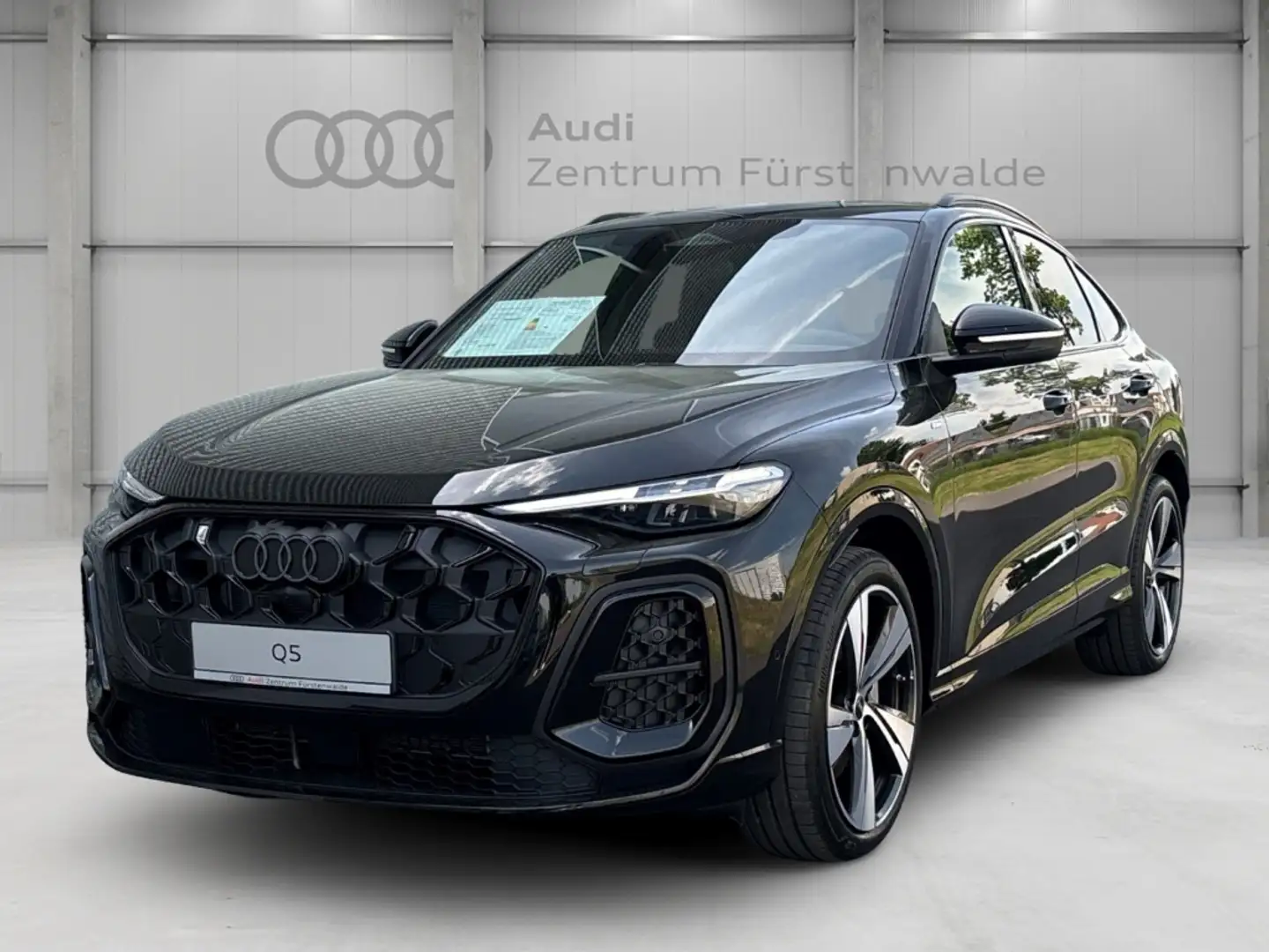 Audi Q5 quattro S tronic Sportback TDI quat.S tronic+editi Schwarz - 1
