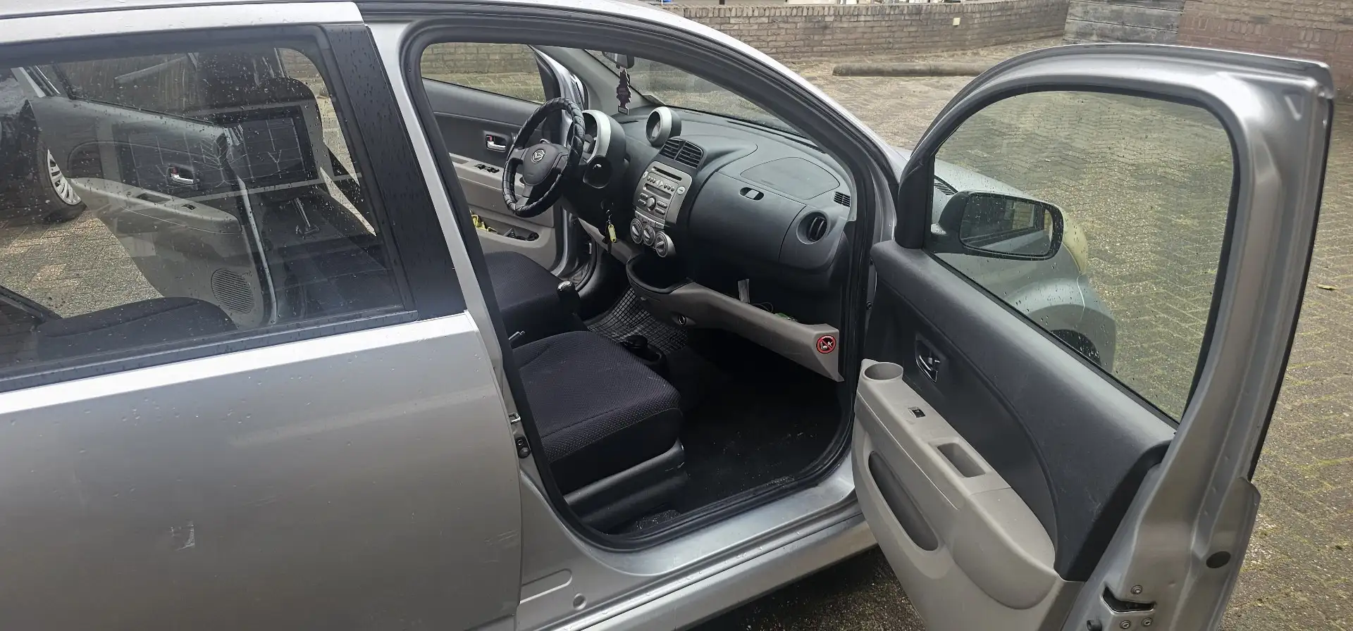 Daihatsu Sirion 1.3 S ECO 4WD - 2