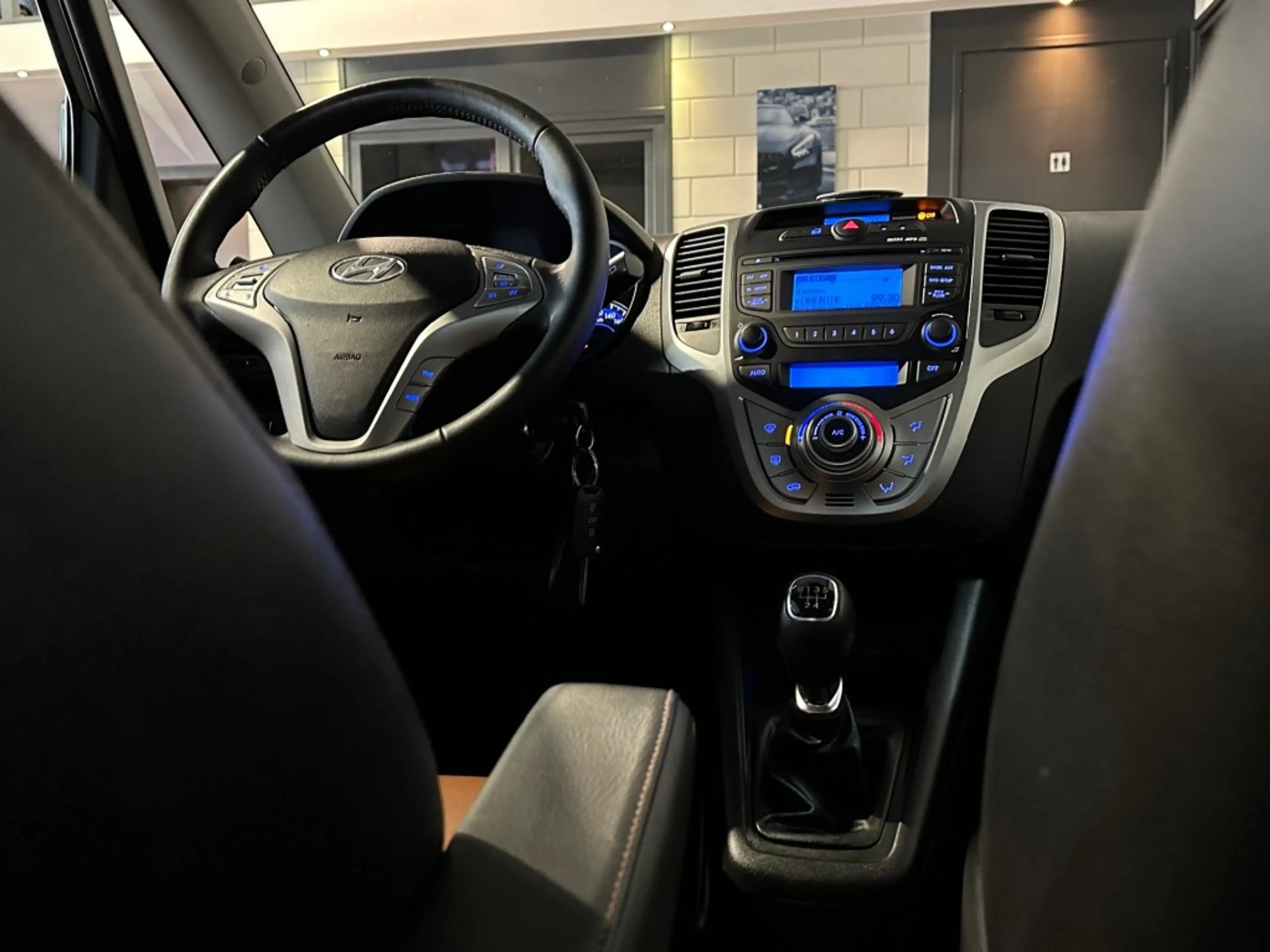 Hyundai iX20 1.4I PRO l NAP l CLIMATE l DEALERONDH l LEDER l CR — photo 15