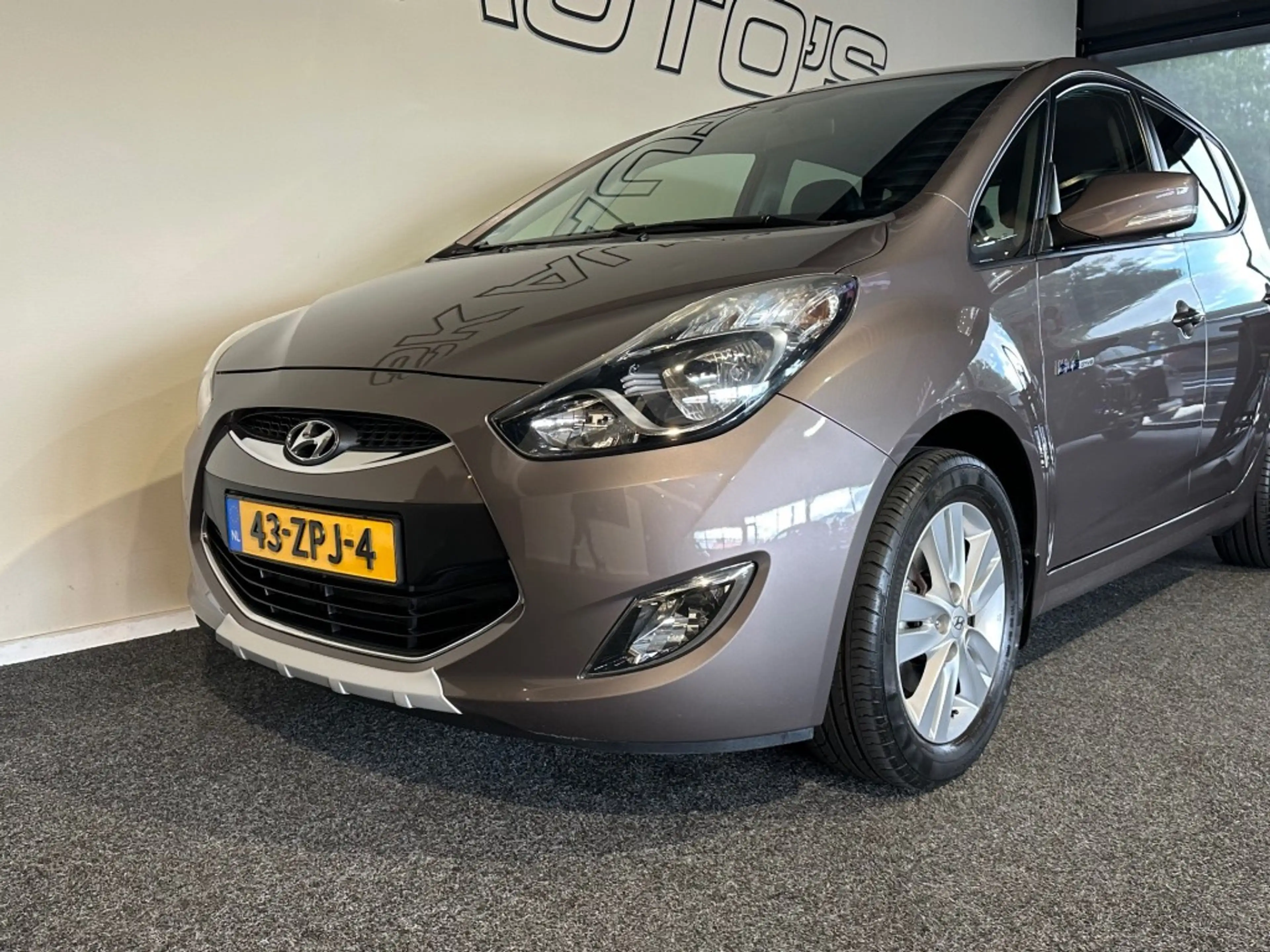 Hyundai iX20 1.4I PRO l NAP l CLIMATE l DEALERONDH l LEDER l CR — photo 7