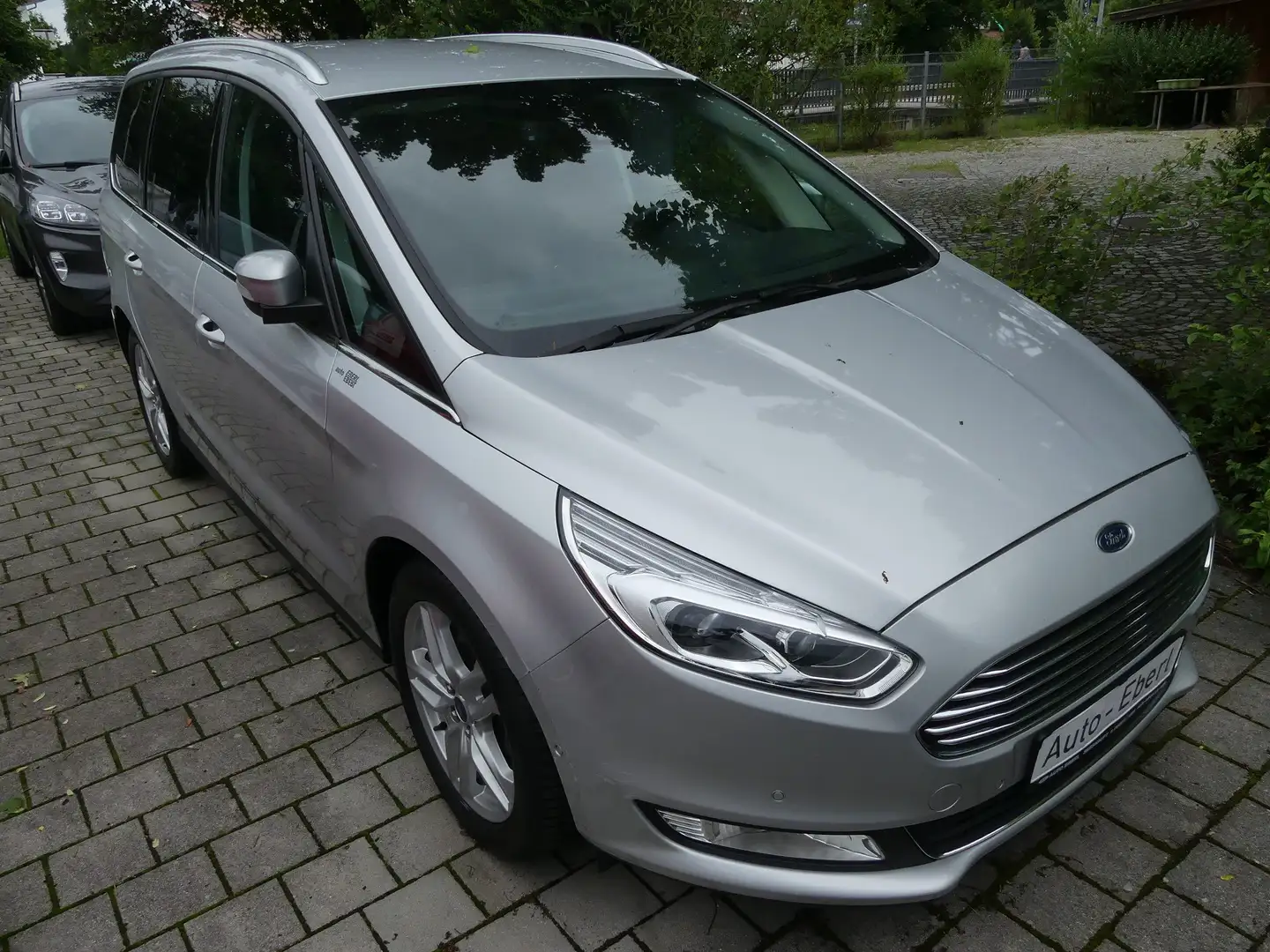 Ford Galaxy Titanium *7-Sitze*elektr. Heckklappe*AHK abn.* Argento - 2