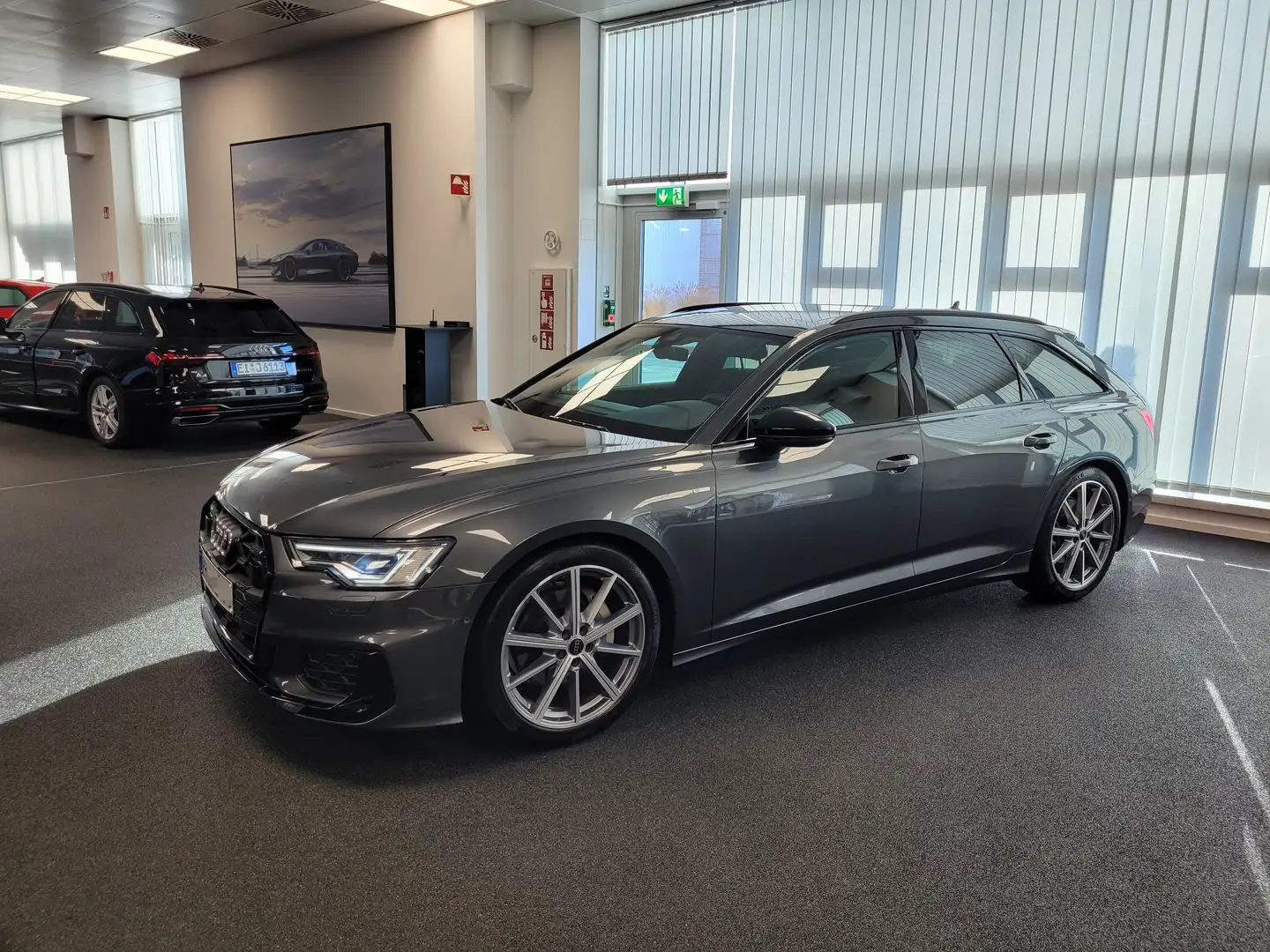 Audi A6 Avant 45TFSI quattro S tronic S line NP 90.000€ Grau - 1