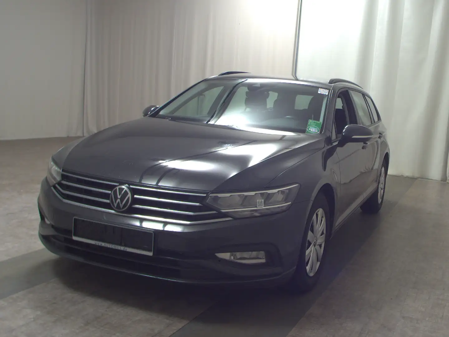 Volkswagen Passat Var. 2.0 TDI Navi LED RFK Shz Facelift Grau - 2
