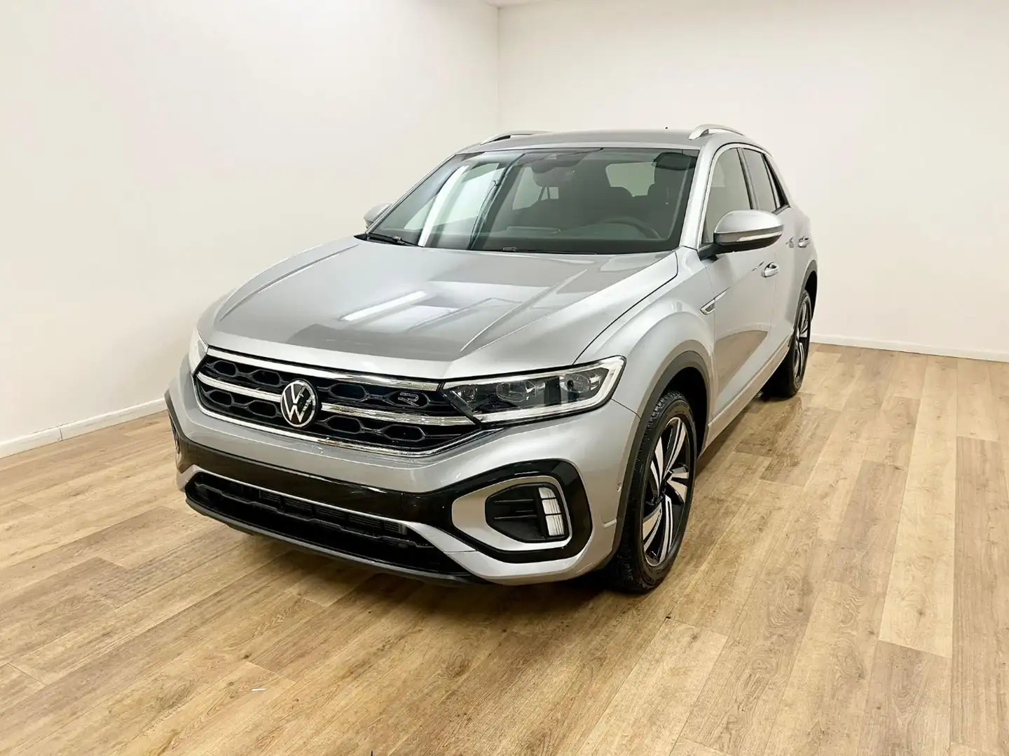 Volkswagen T-Roc 2.0 TDI SCR 150 CV DSG R-Line Plateado - 1