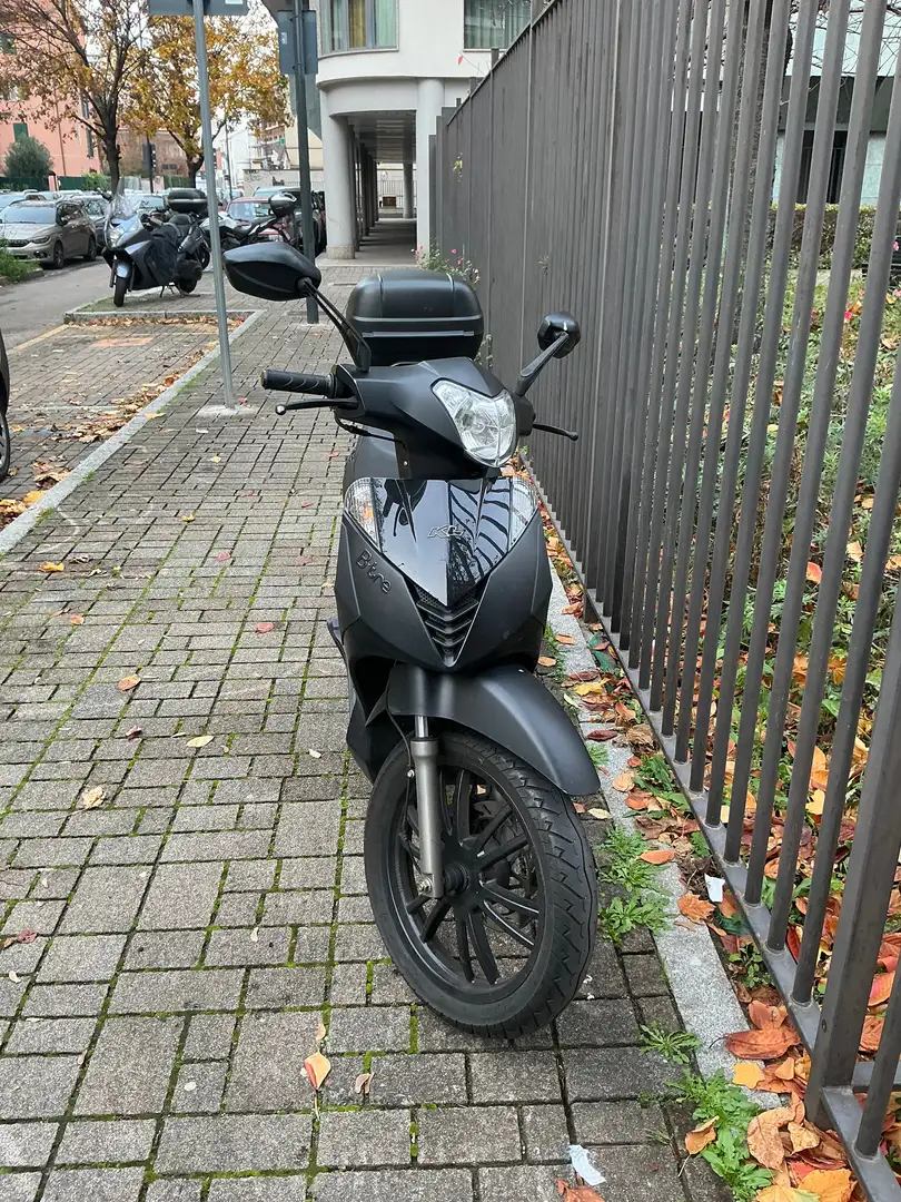 KL Motors B-Tre Nero - 2