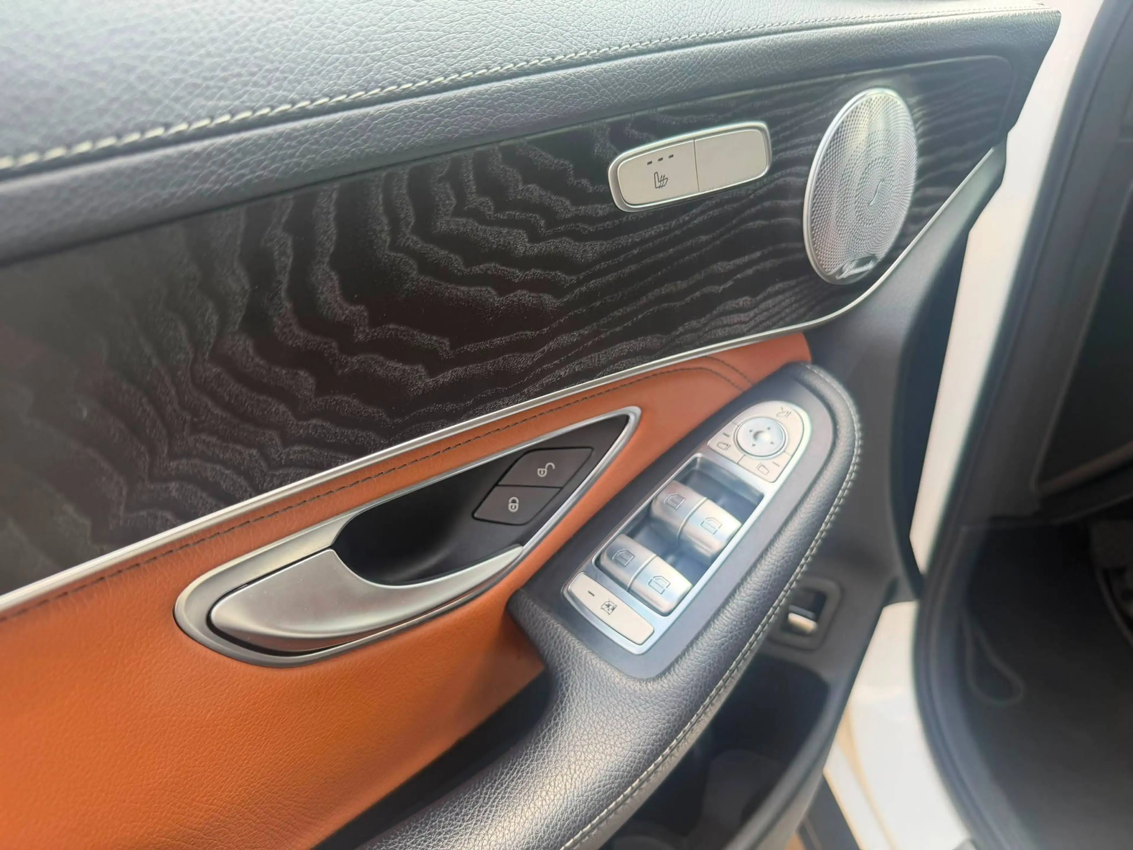 Mercedes-Benz GLC 350 GLC 350 d 4-Matic — photo 13