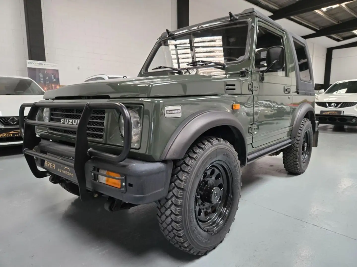 Suzuki Samurai 1.3 JHT Plástico Зелений - 1