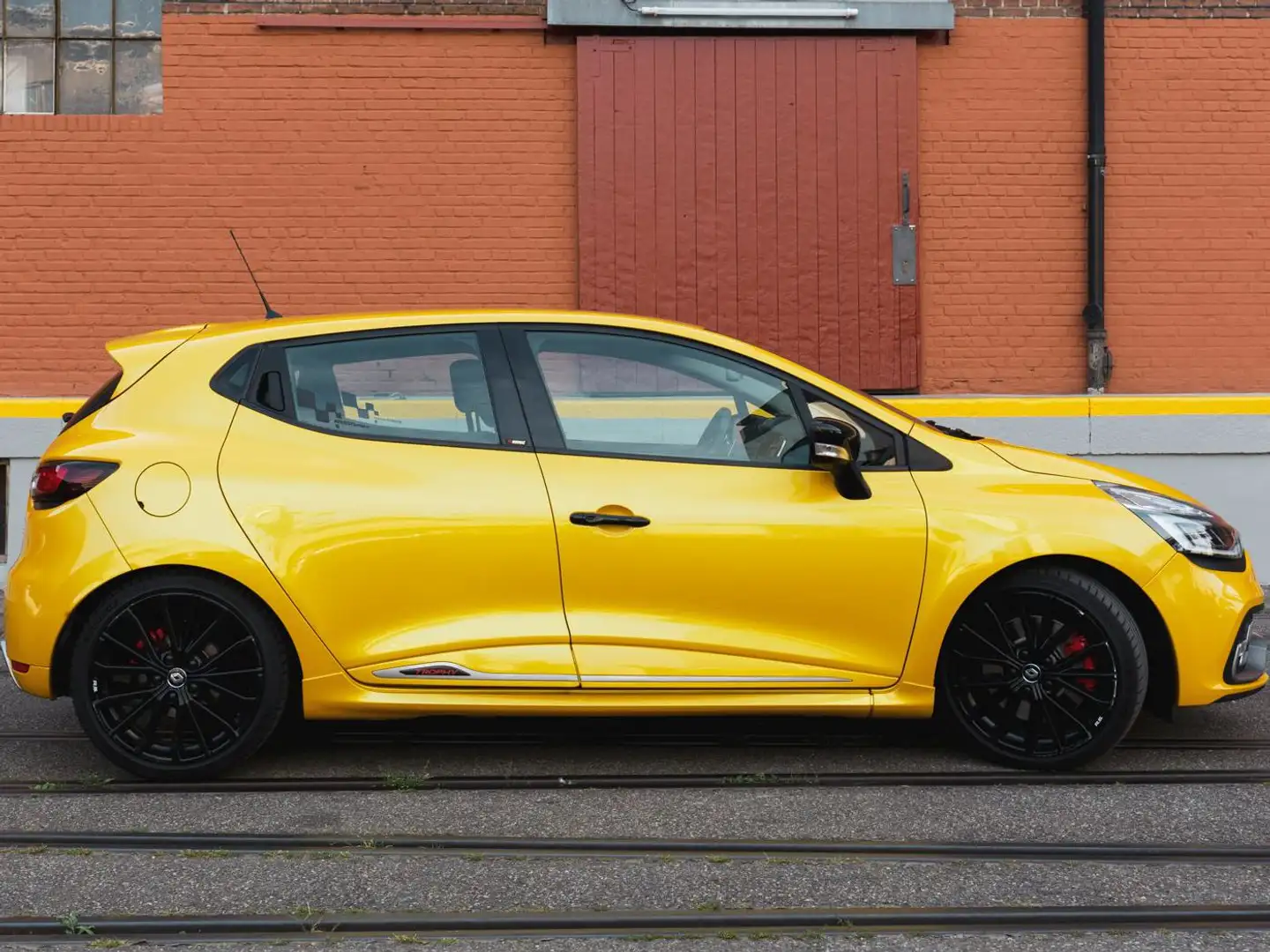 Renault Clio Clio TCe 220 EDC R.S. Trophy Gelb - 2